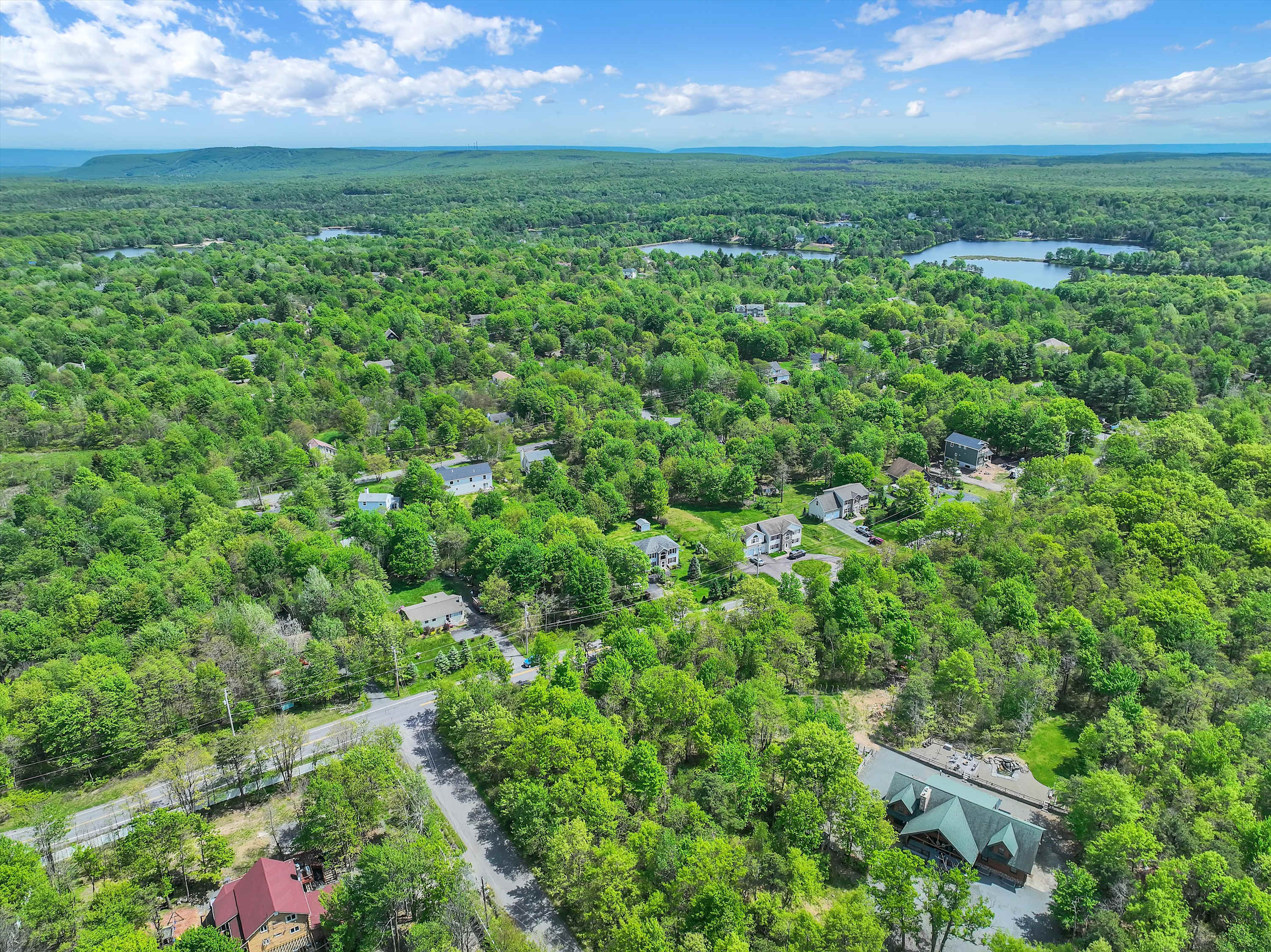 Luxury Log Cabin on 5 Acres | Hot Tub | Firepit