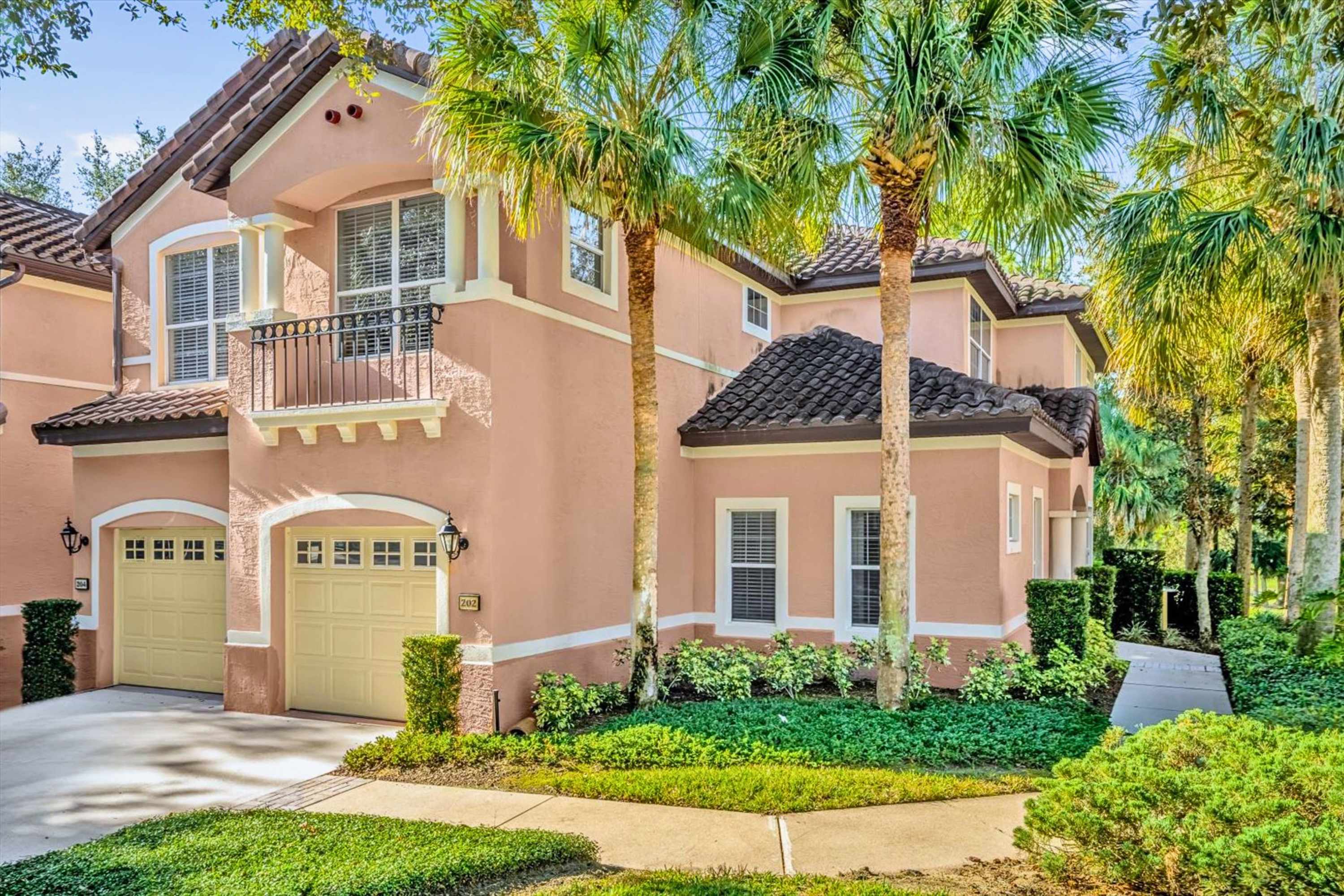 Mission Resort Home w Golf Pool Parking
