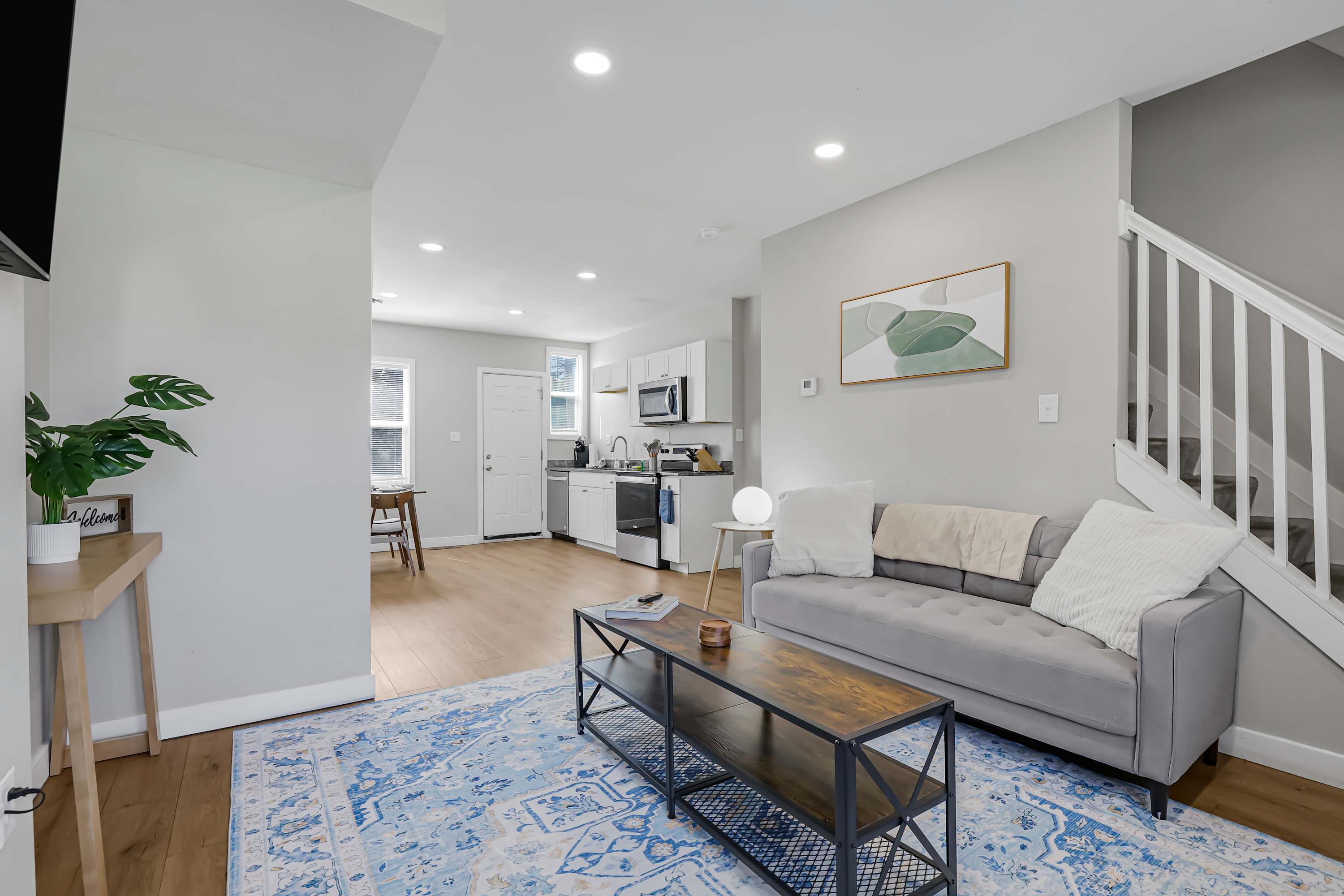 Olde Towne East Townhouse | Minutes to Downtown