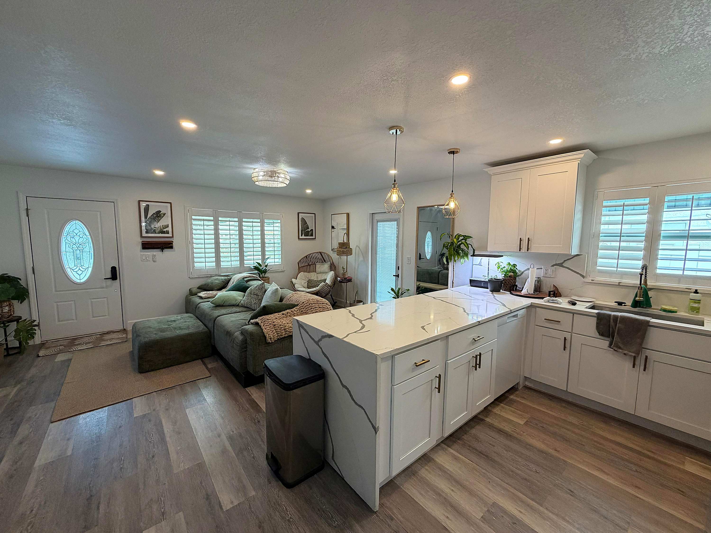 St Pete Retreat | Game Room, Putting Green, Outdoor Bar & Sleeps 8