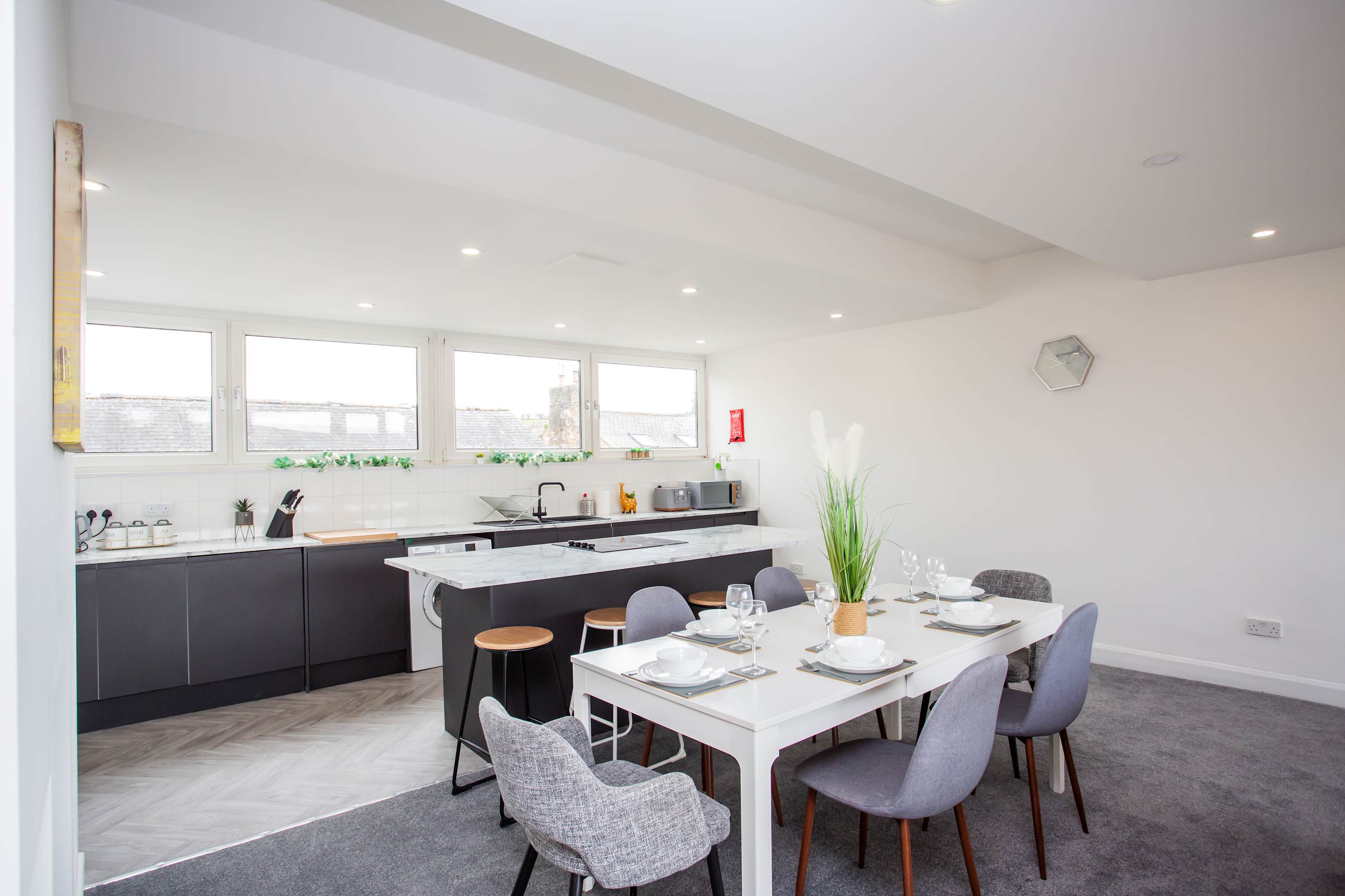 Vacant Nests Spacious Apartment Front Street in Westgate 14 NE49 9AQ - Property image 2 - VivreStays