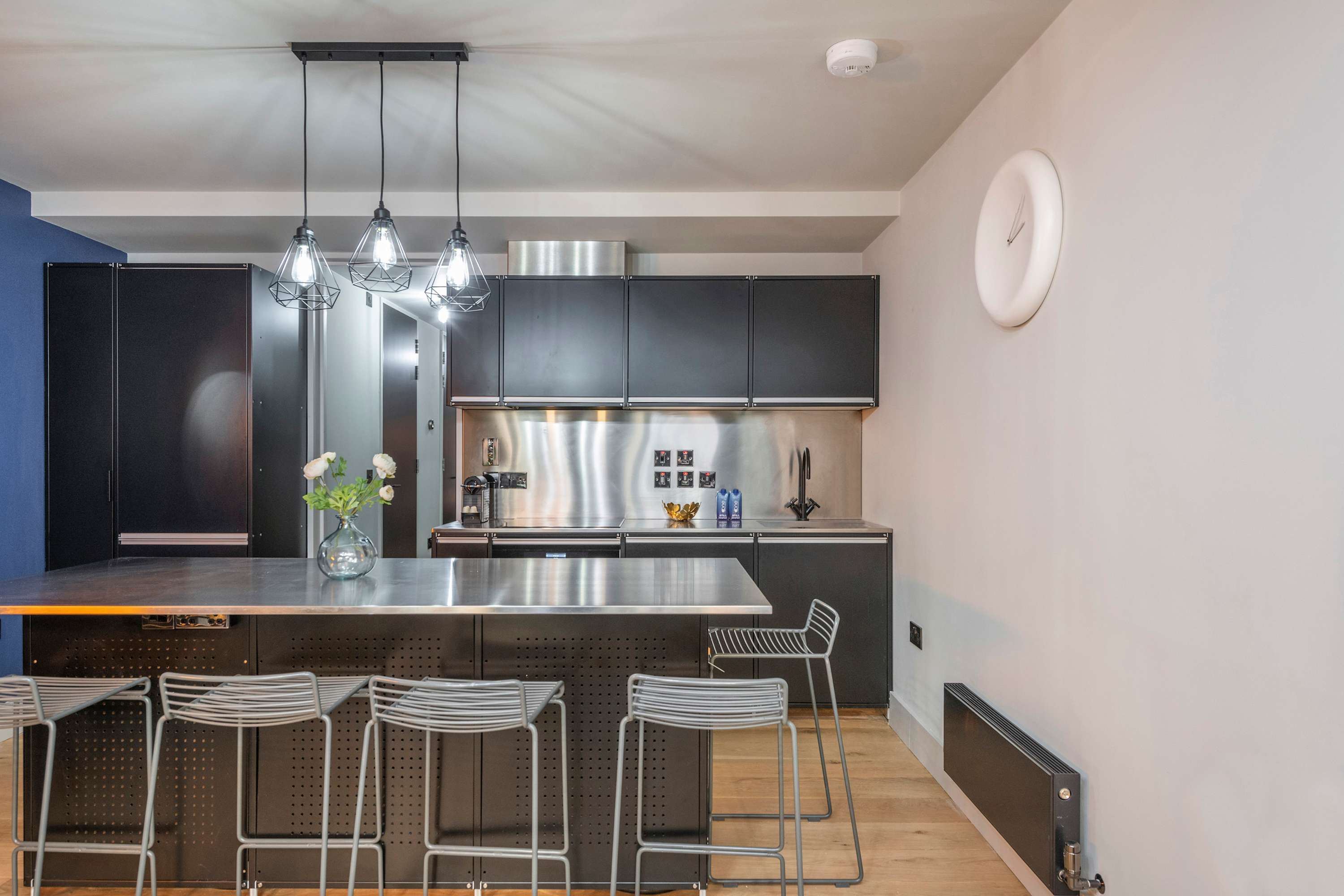 1-Bed by Seven Dials · Covent Garden · Sleeps 4 in Long Acre, 2 WC2E 9LH - Property image 17 - VivreStays