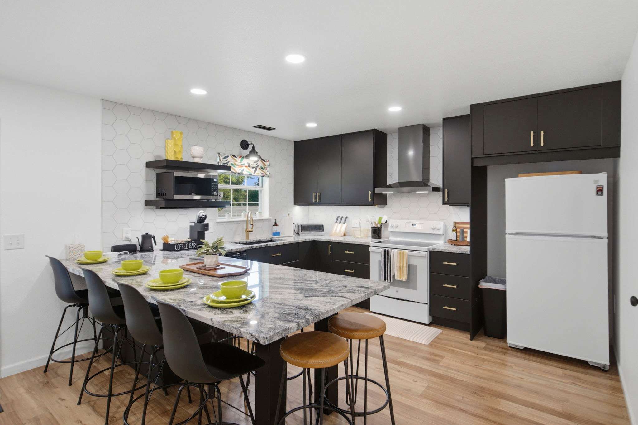 Eat in Kitchen