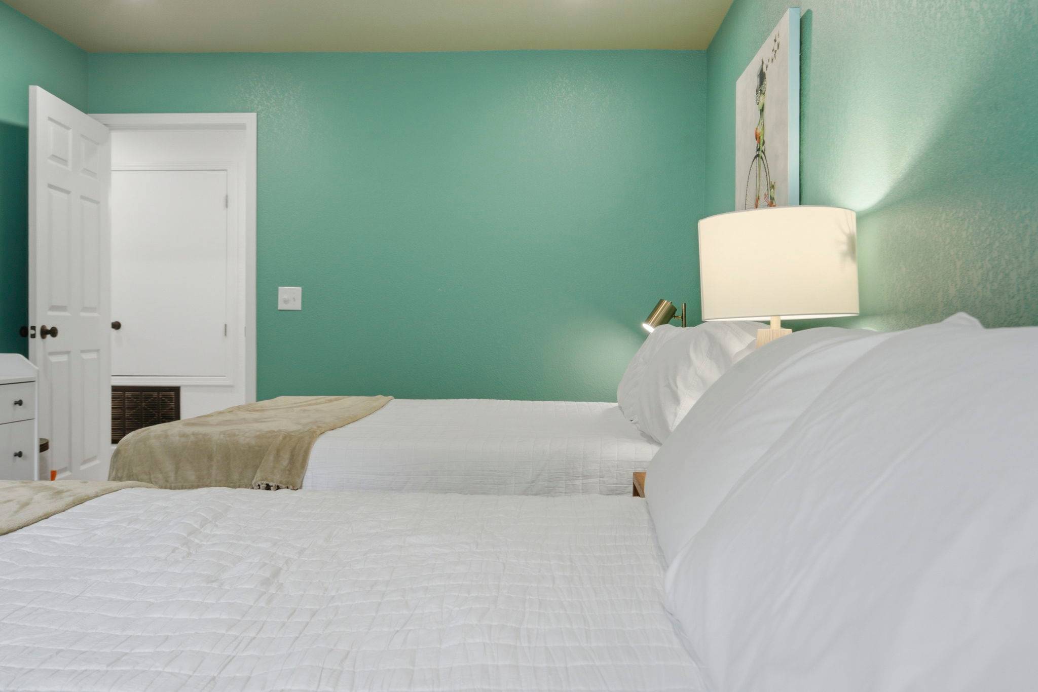 Double Queen Room