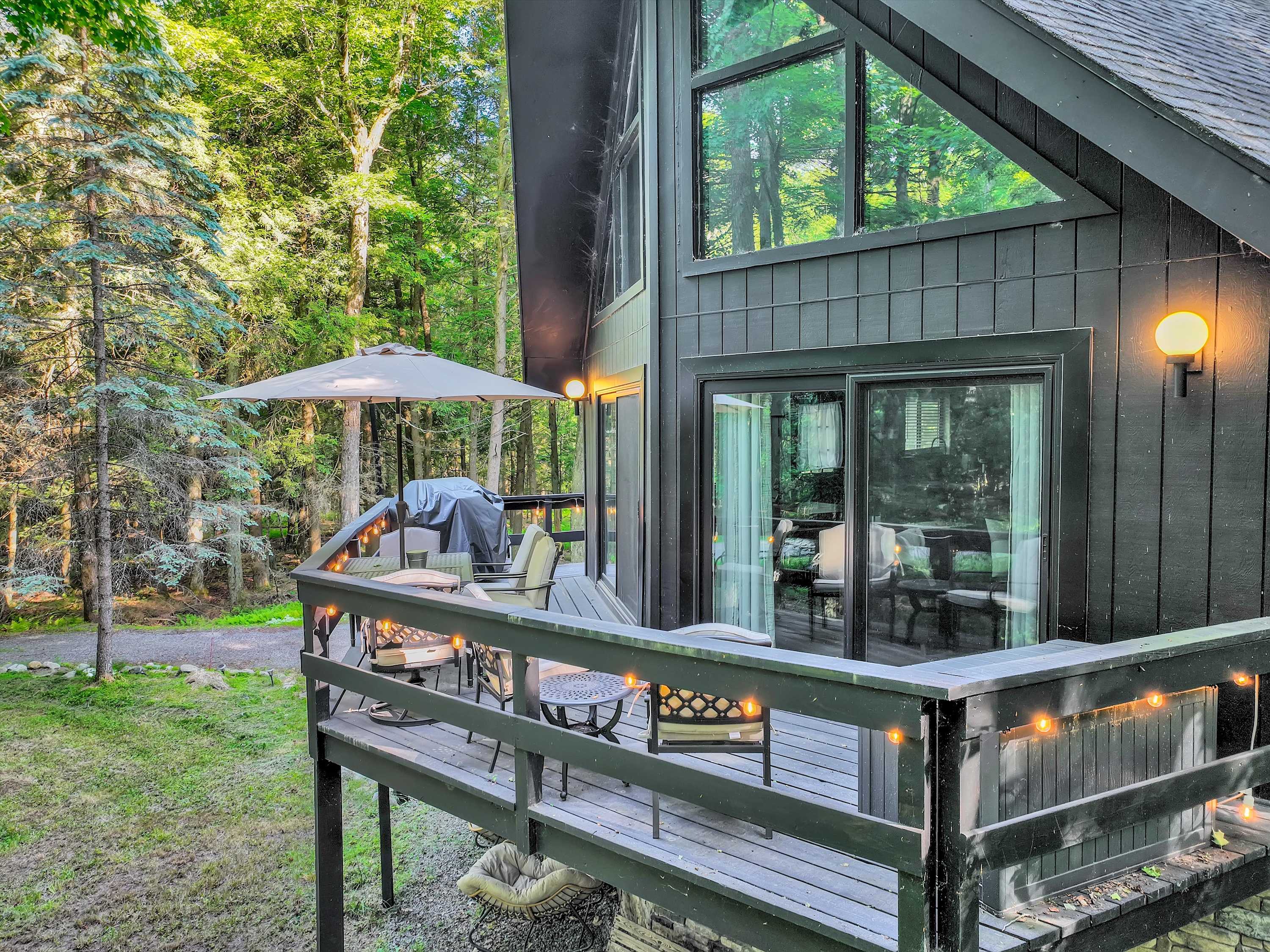 The Black Forest Chalet | Hot Tub | Firepit | Lake Access