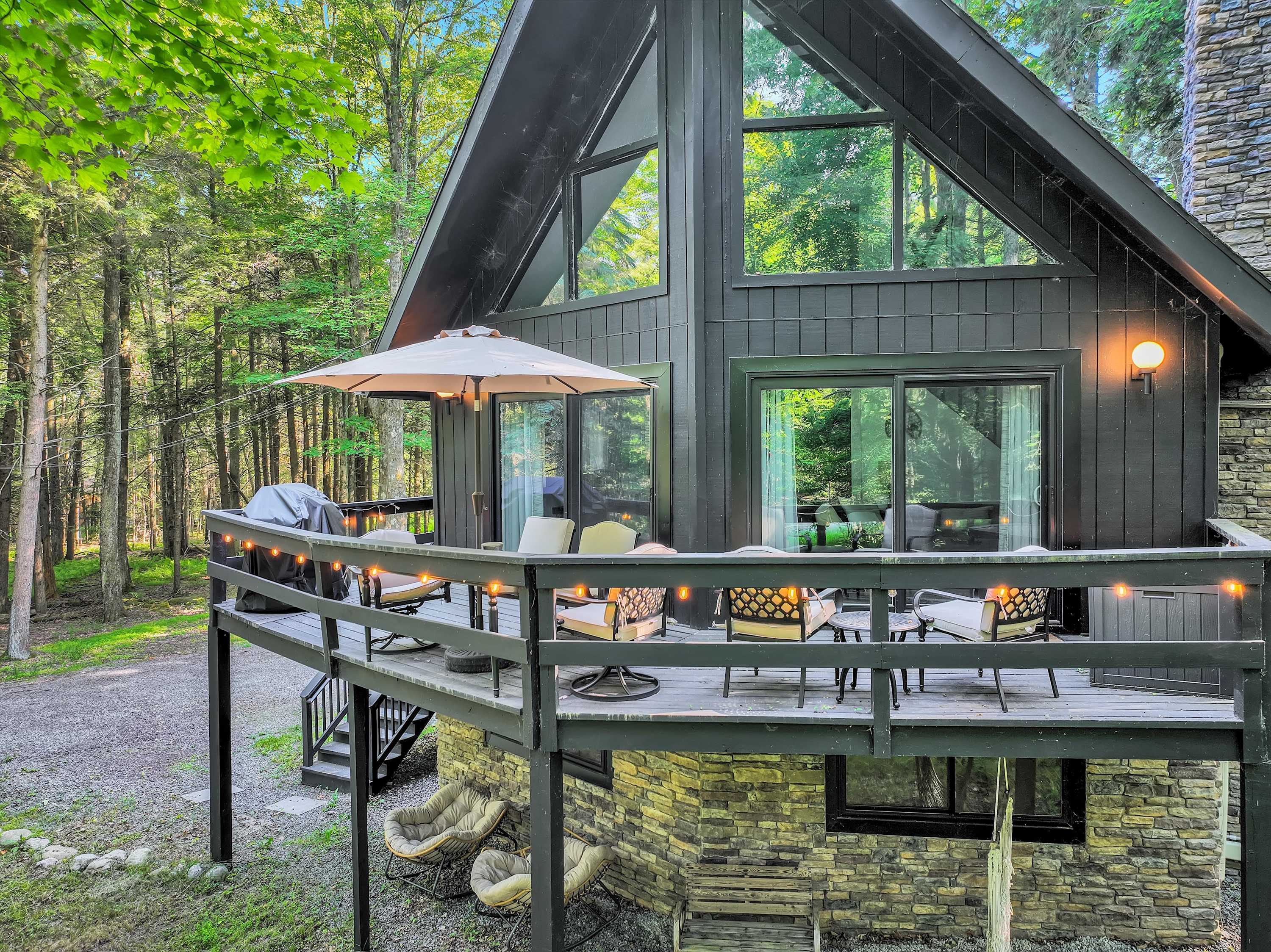 The Black Forest Chalet | Hot Tub | Firepit | Lake Access