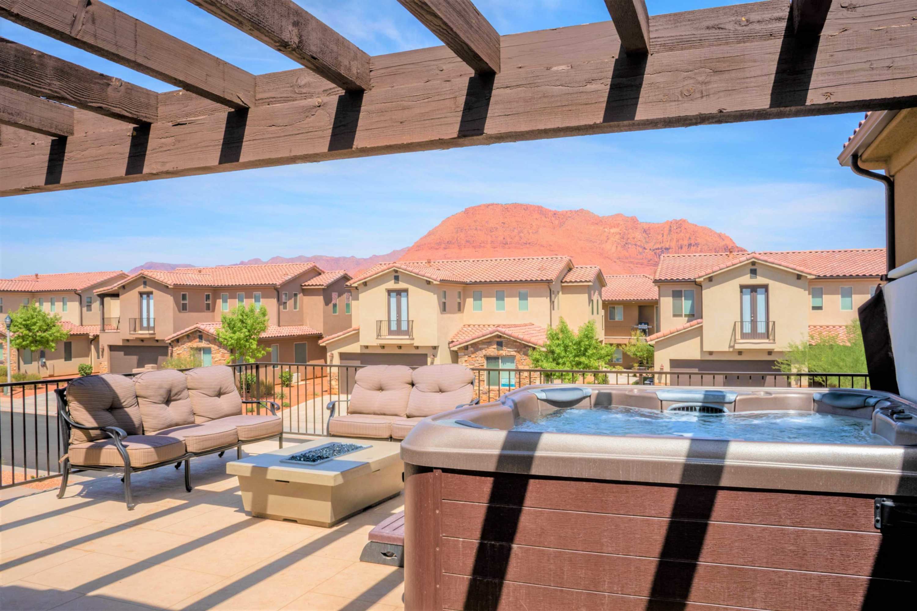 82-84 - Southern Cove Duplex in St George with Hot Tub