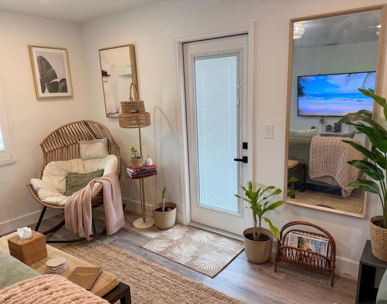 St Pete Retreat | Game Room, Putting Green, Outdoor Bar & Sleeps 8