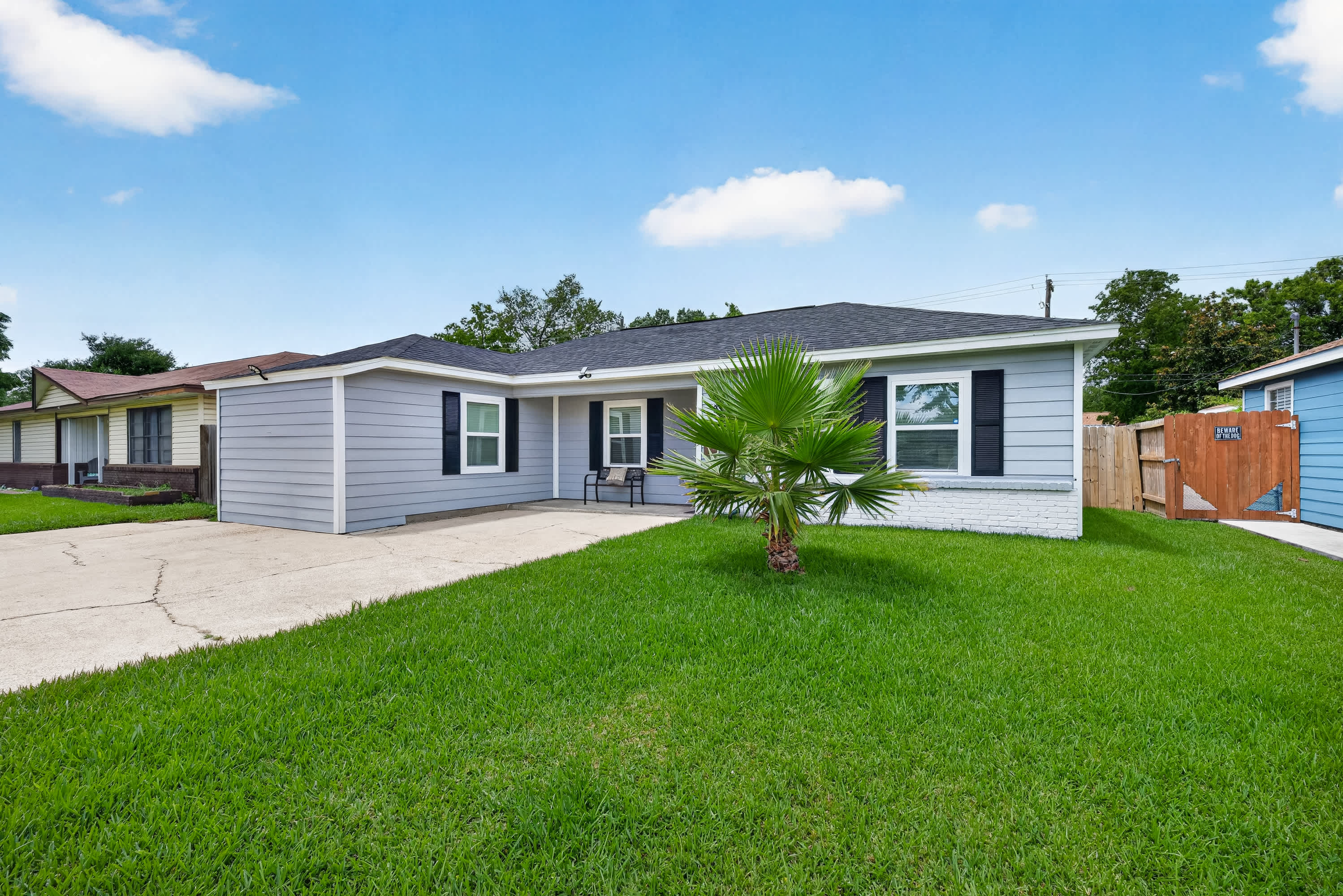 Spacious & Modern 4 Bedroom Family Home
