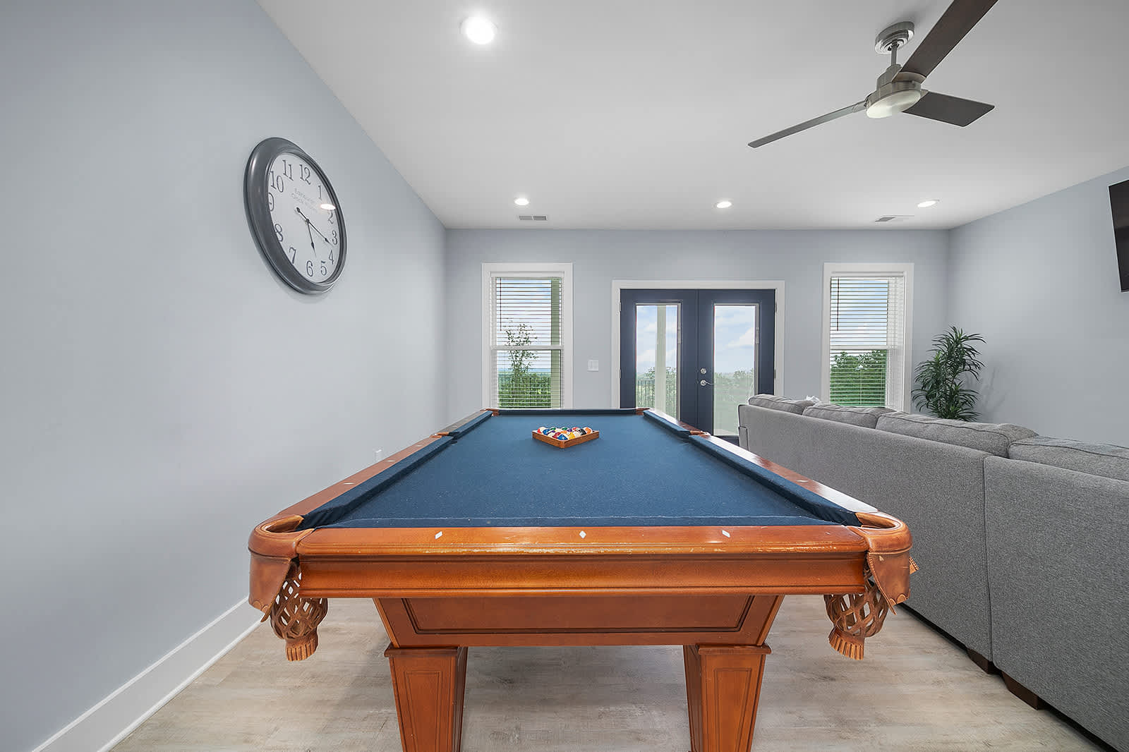 Mountain View Escape w/ Hot Tub, Sauna & Private Gym