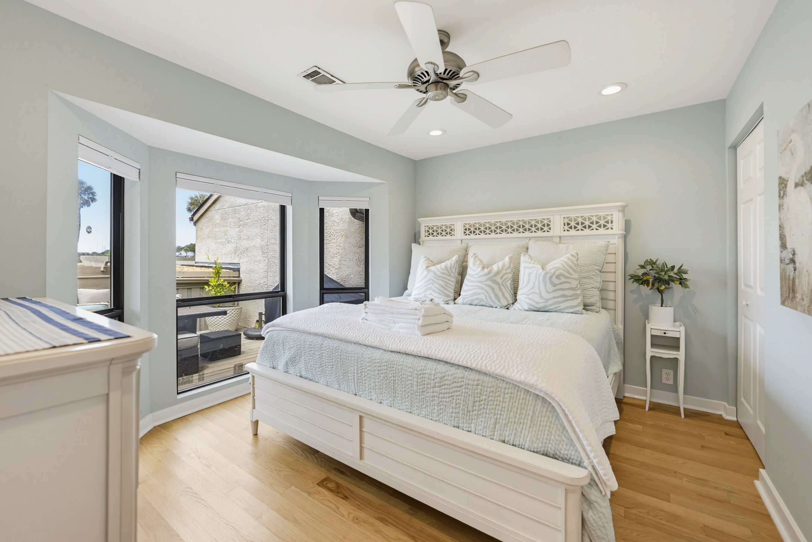 141 Ocean Point | Photo 10