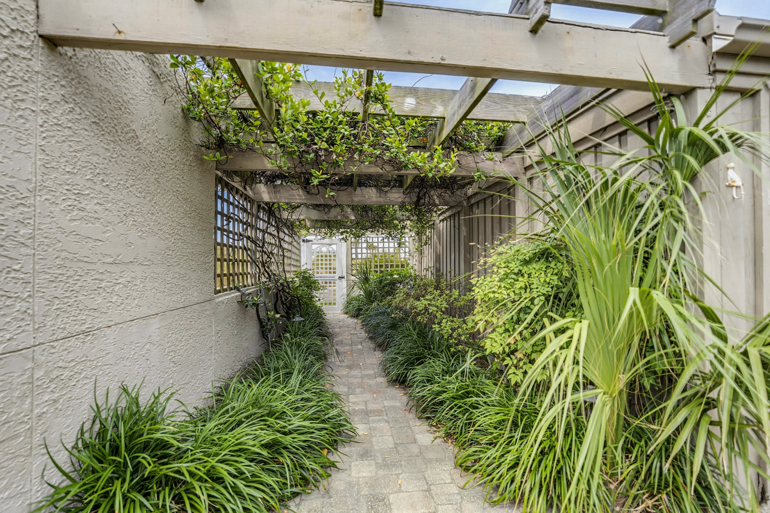 141 Ocean Point 4