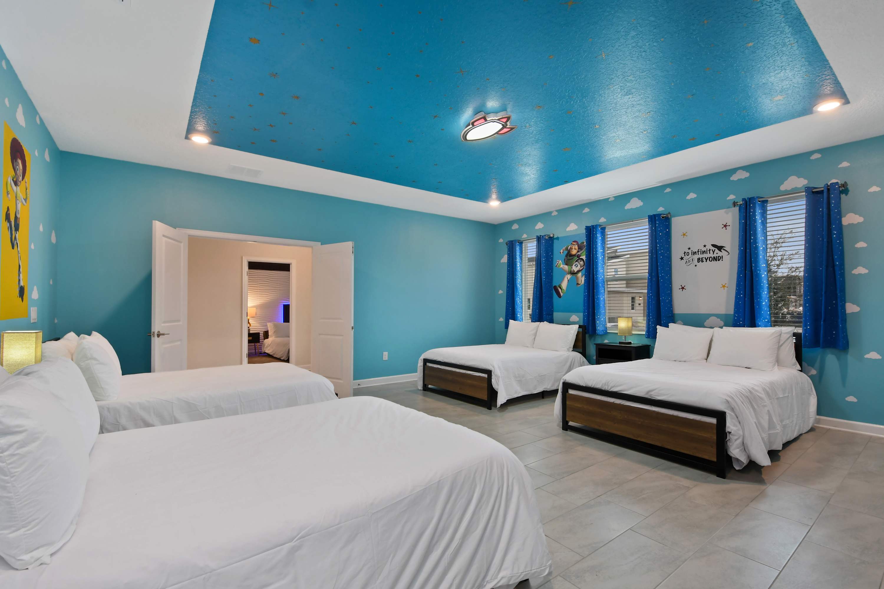 1BR Steps to Beach, Prime Cocoa Beach Location
