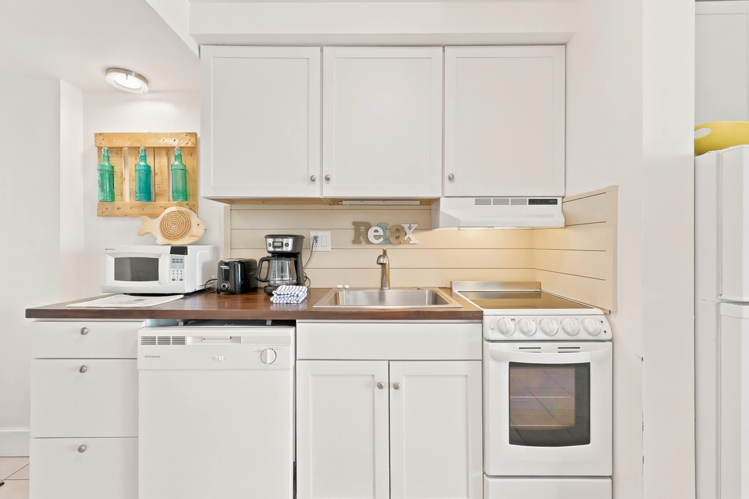 Oceanfront in Heart of N Myrtle  Beach with Pool