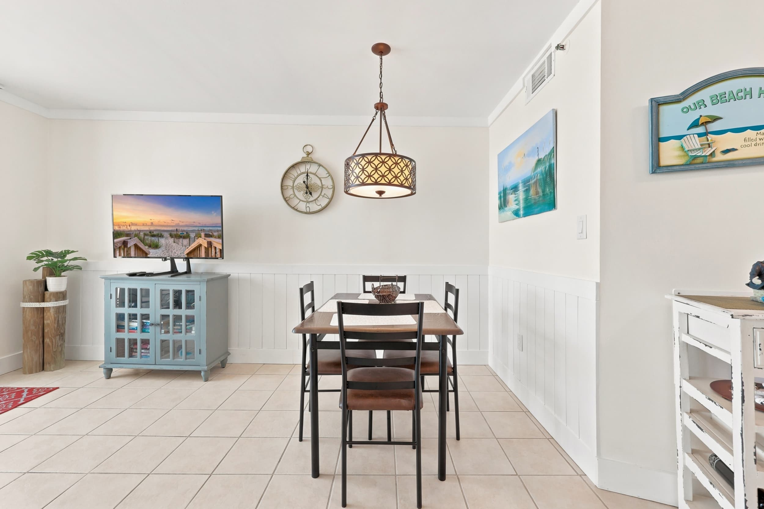 Oceanfront in Heart of N Myrtle  Beach with Pool