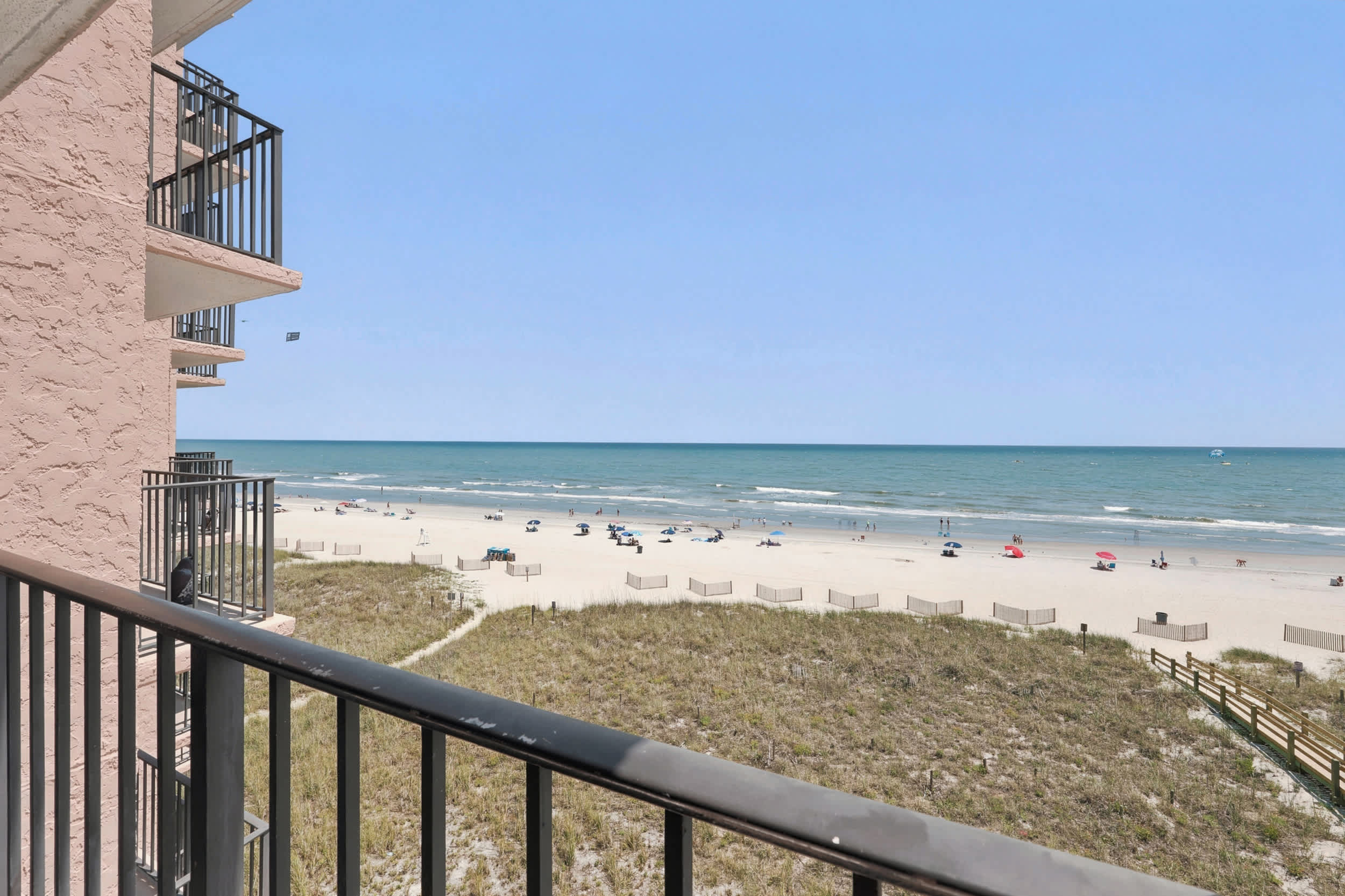 Oceanfront in Heart of N Myrtle  Beach with Pool