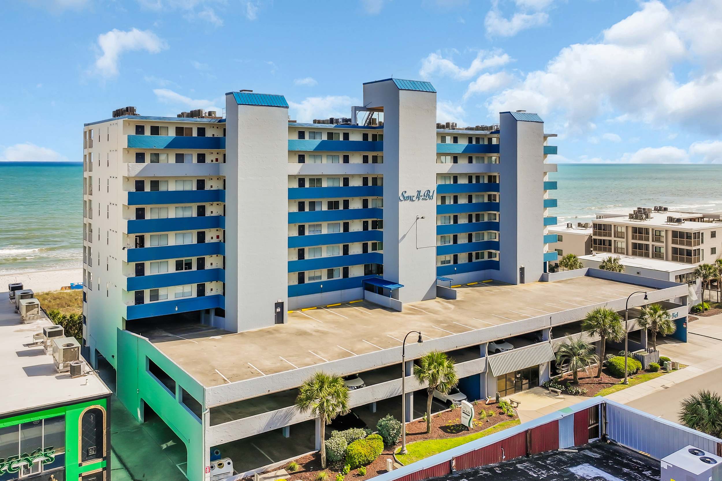 Oceanfront Penthouse in Paradise w Indoor Pool