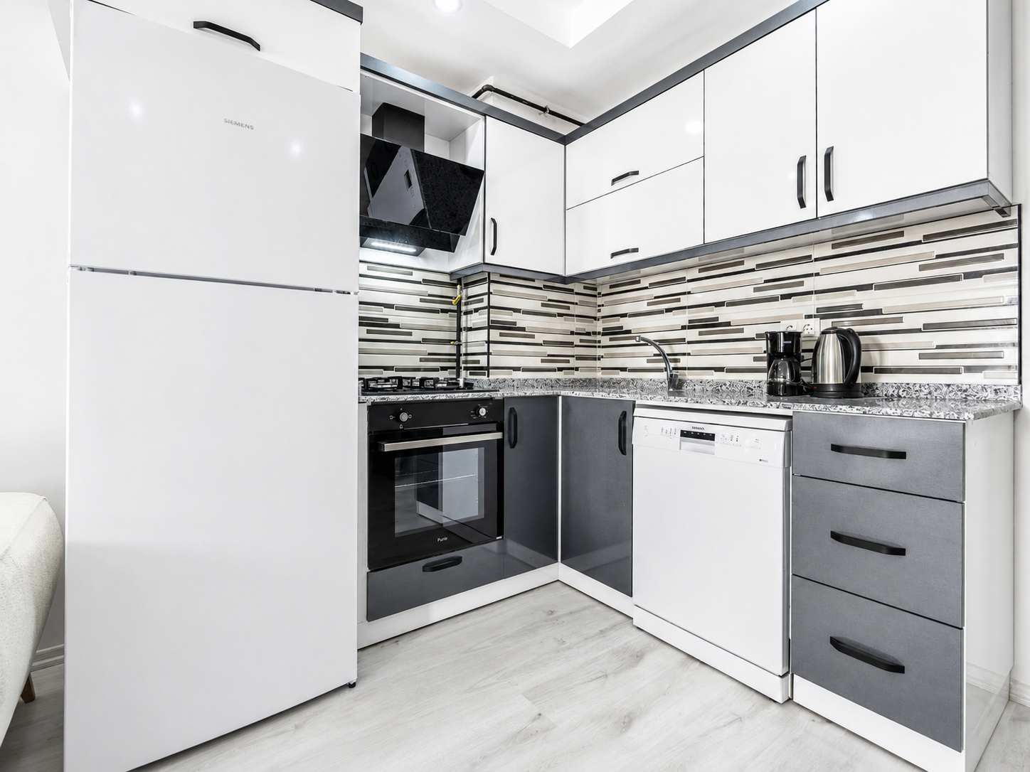 Boho Style Flat with Free WiFi Near Kaleici & AVM image 4