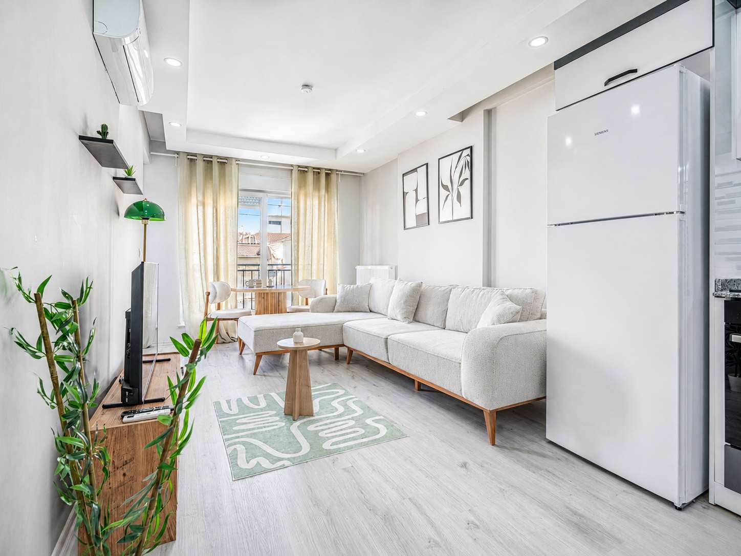 Boho Style Flat with Free WiFi Near Kaleici & AVM image 3