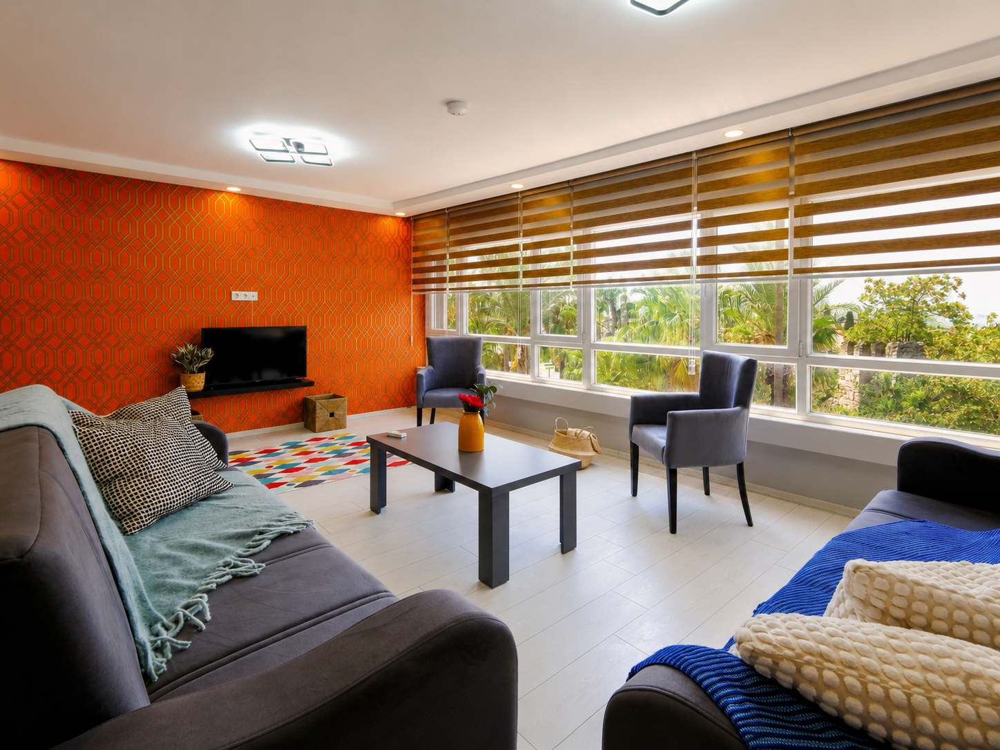 Sea View Flat in Kaleici Old Town Near Sea Park