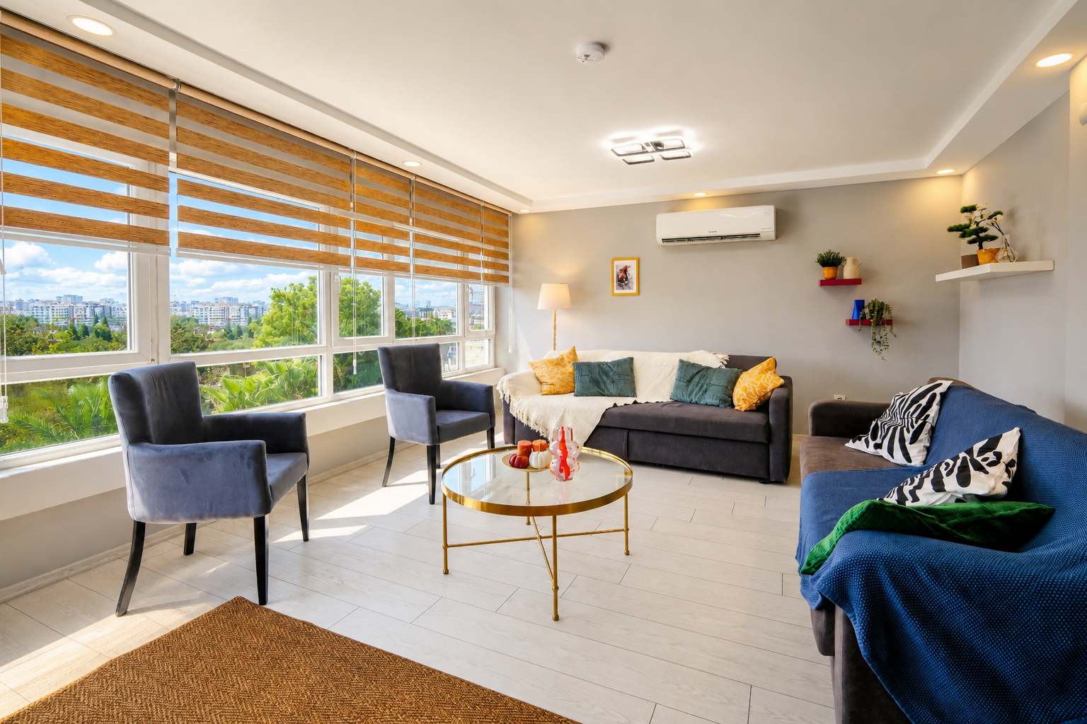 Chic Sea View Flat with Kaleici View Near Beach image 2
