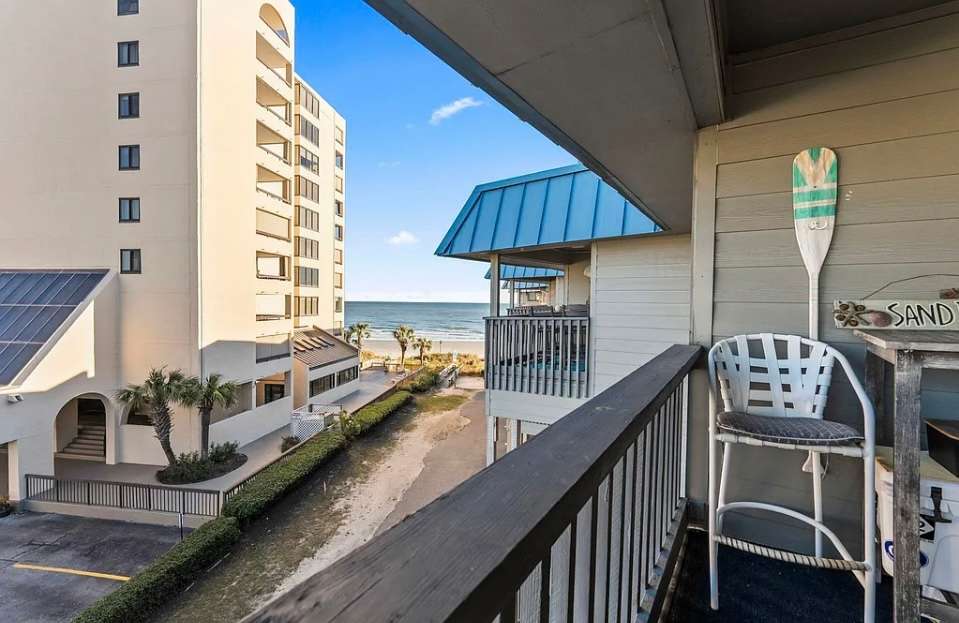 Surf Shack at Sea Cabin w Pool