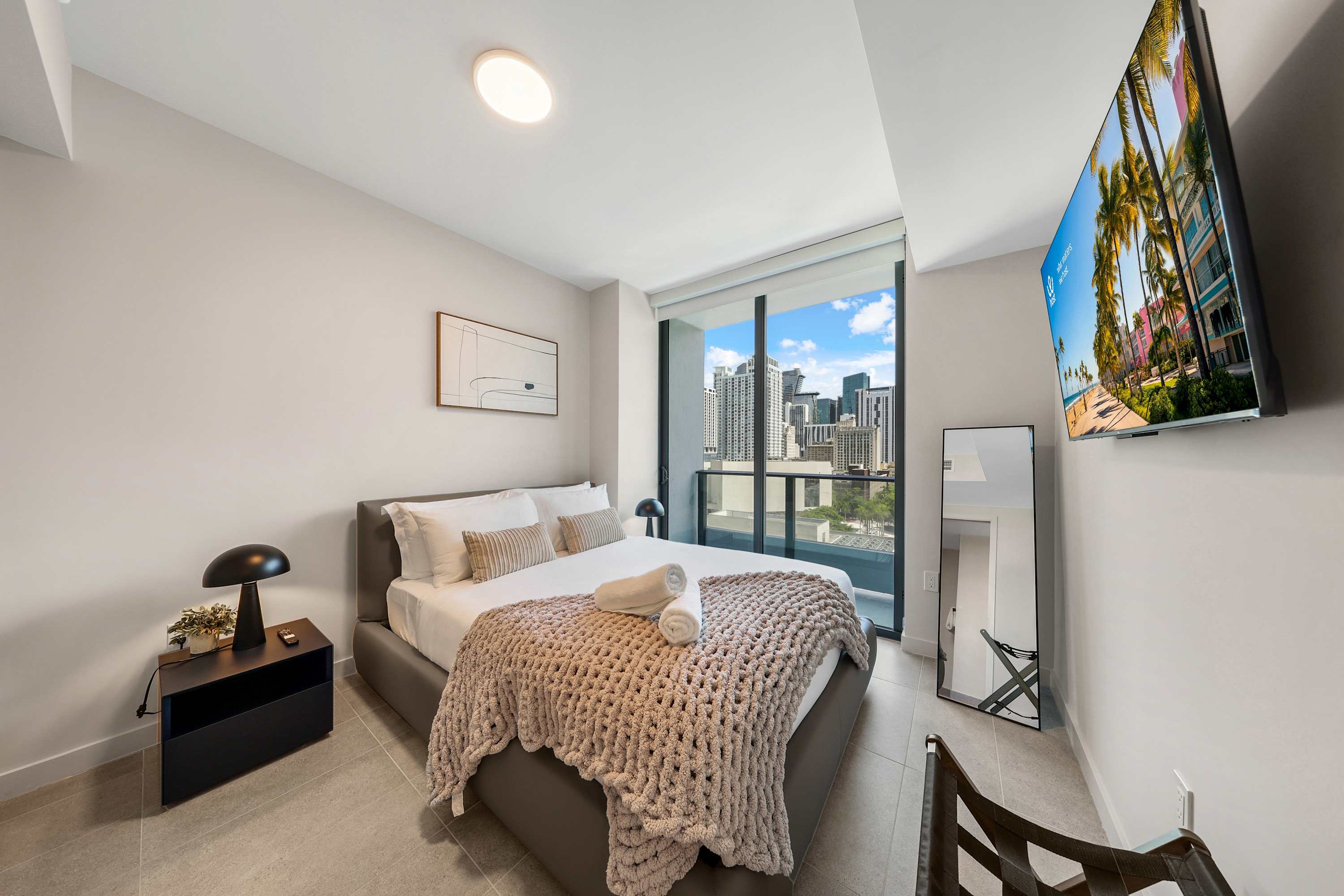Walk to FIFA Fan Fest | Lux 1BR+D | Rooftop Pool