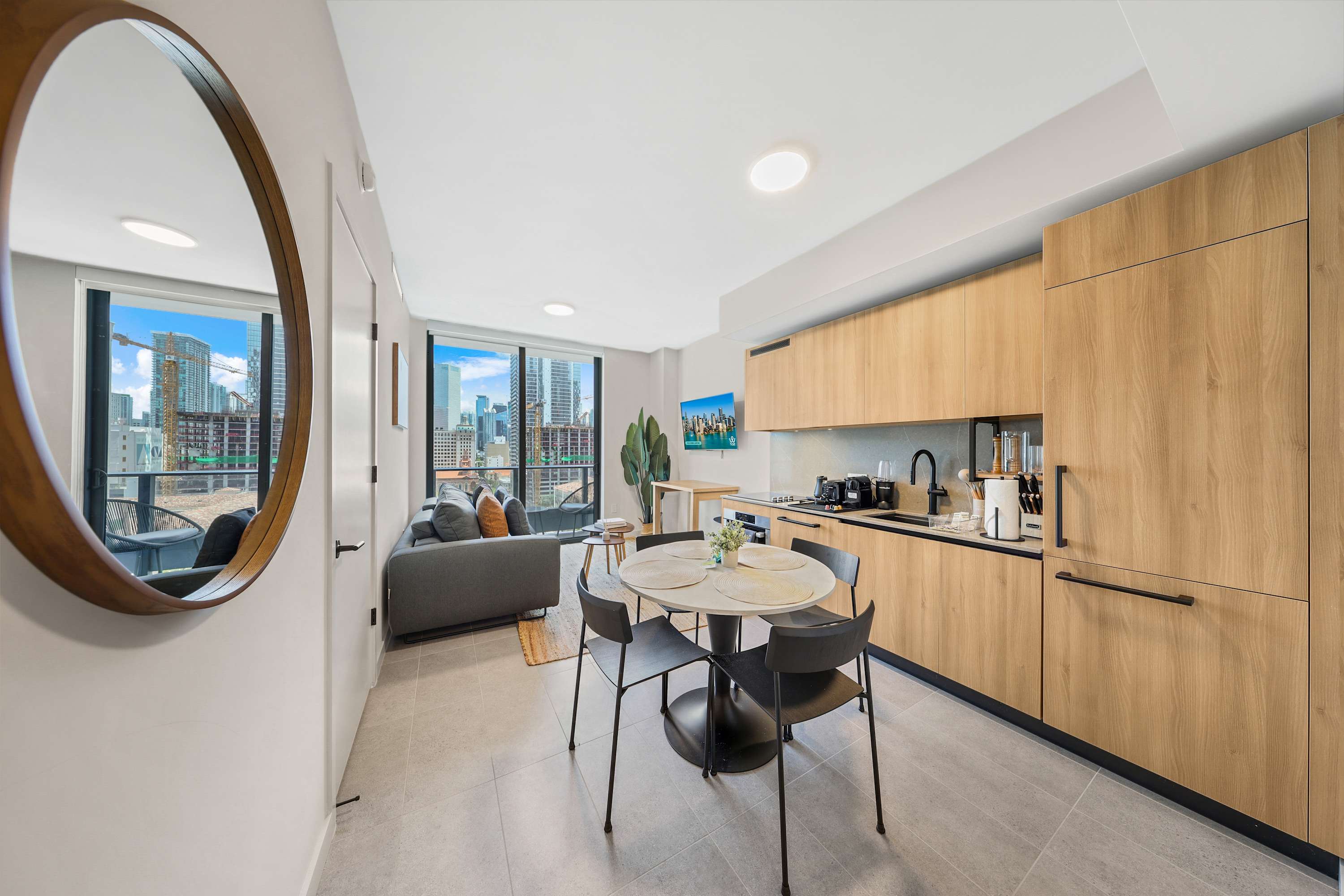 Walk to FIFA Fan Fest | Lux 1BR+D | Rooftop Pool