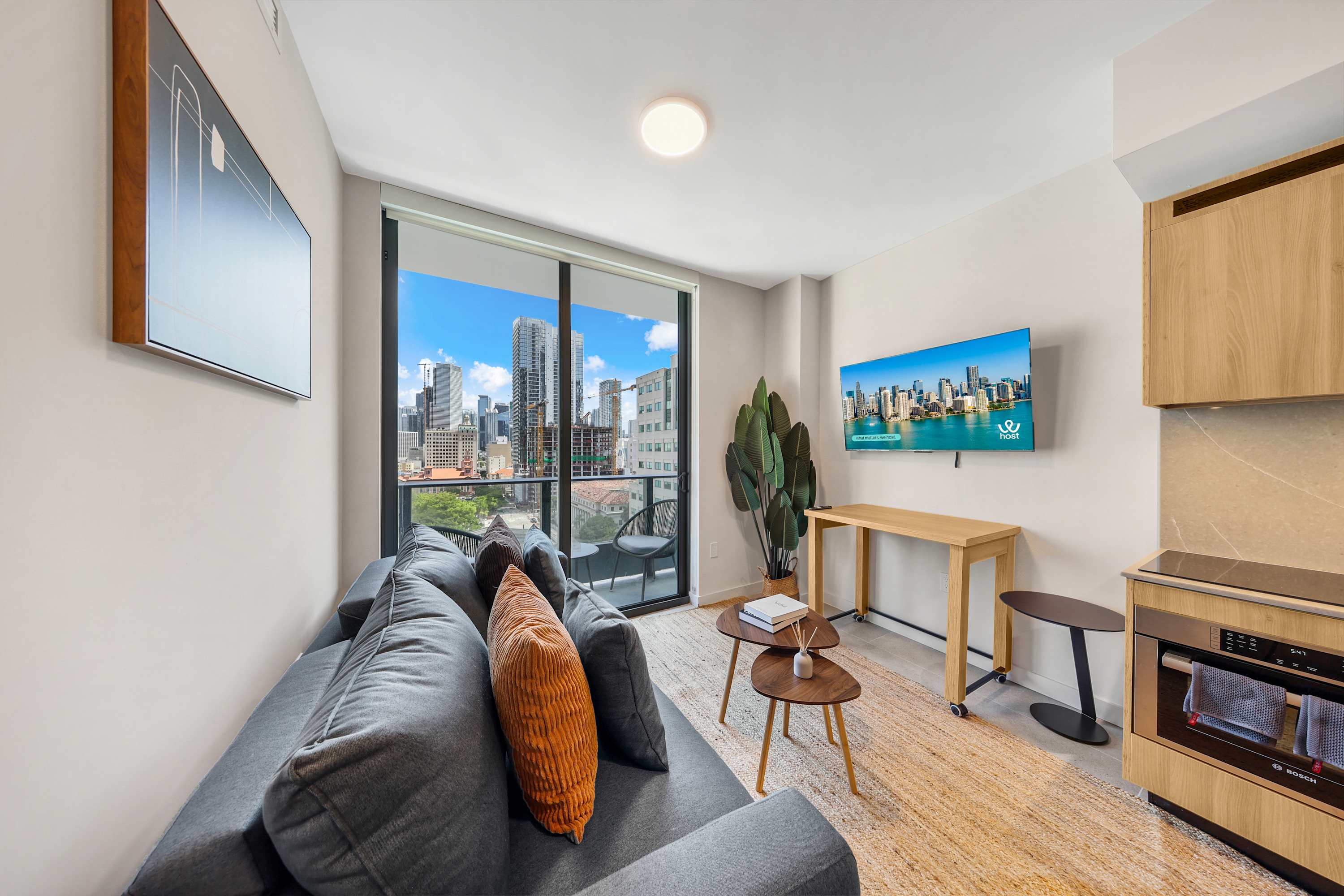 Walk to FIFA Fan Fest | Lux 1BR+D | Rooftop Pool