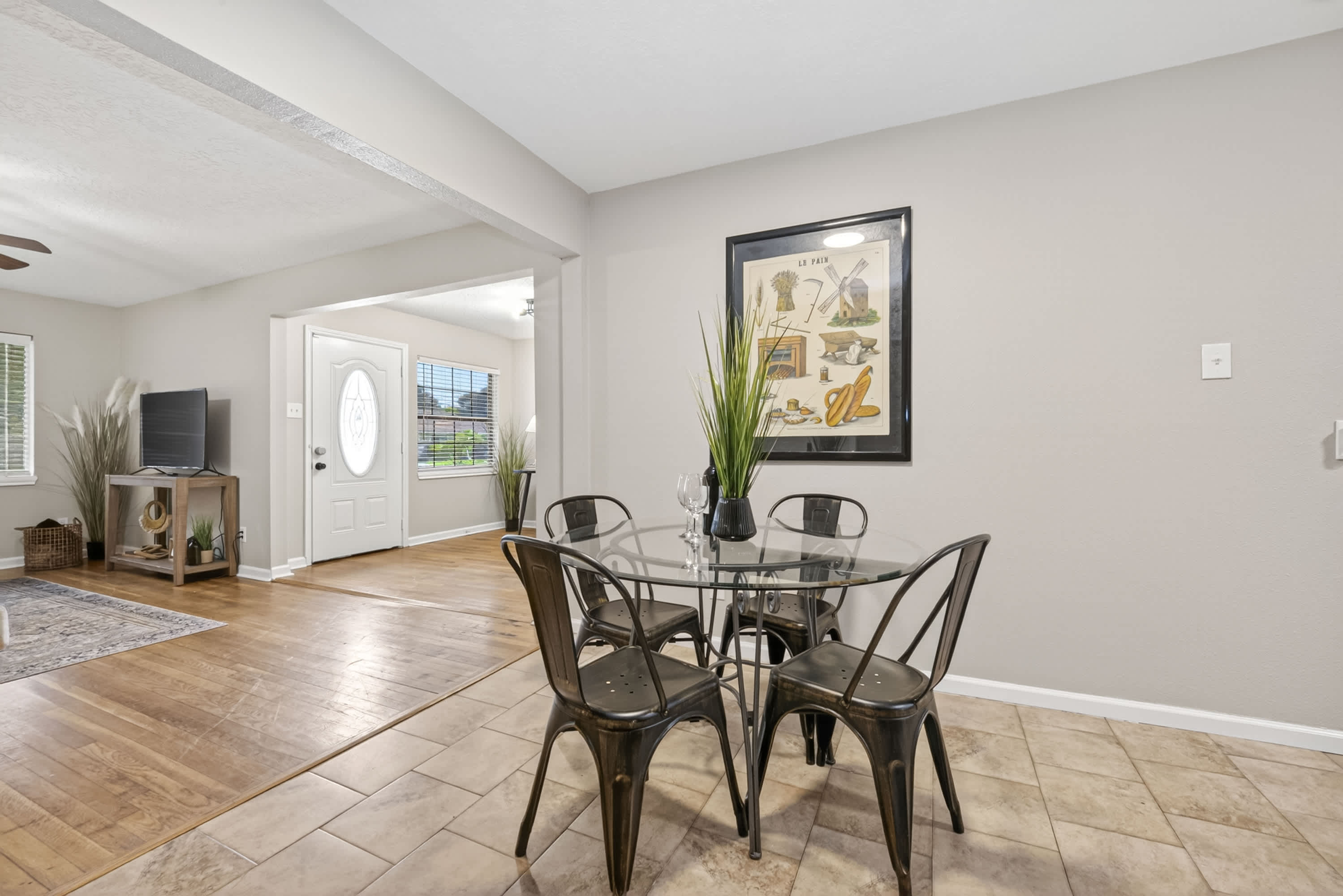 ********Maxie