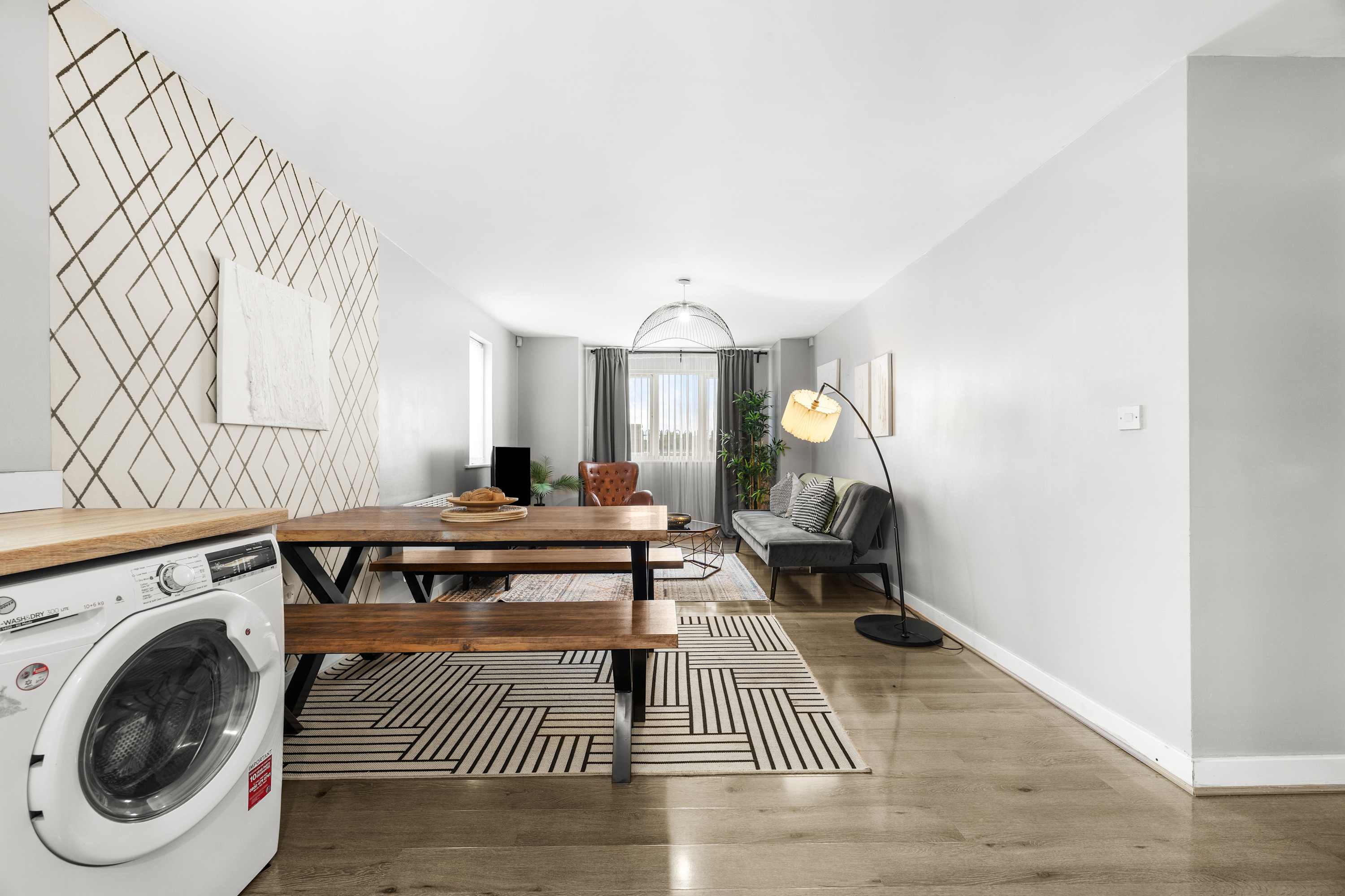 Urban Chic 2-BR Flat Trafford Centre– Free Parking in Forebay Drive M44 6RT - Property image 66 - VivreStays