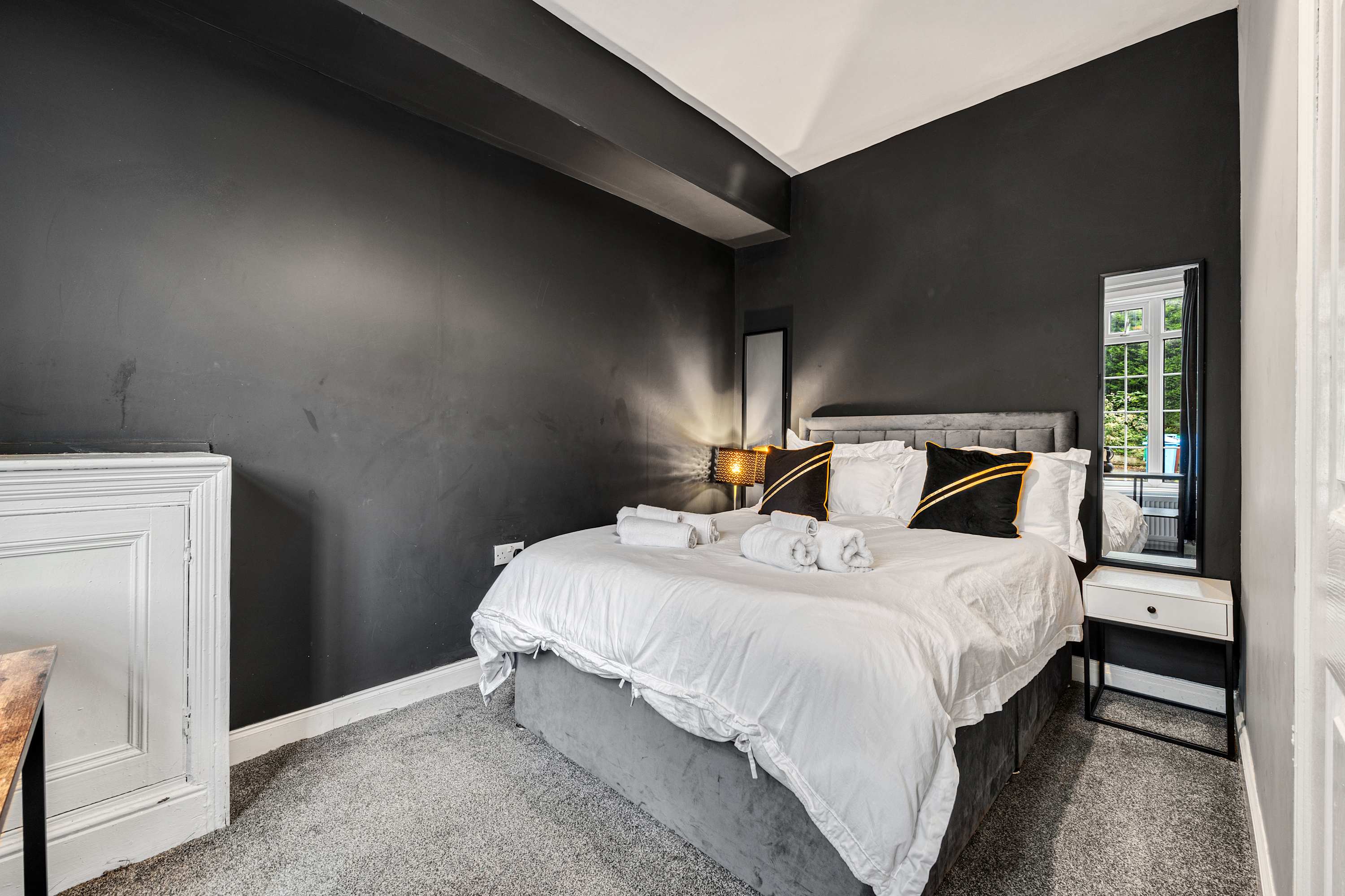 3 BR Home 3 min Close to MCR City Centre+Free Park in Eldermount Road 22 M9 8BT - Property image 32 - VivreStays