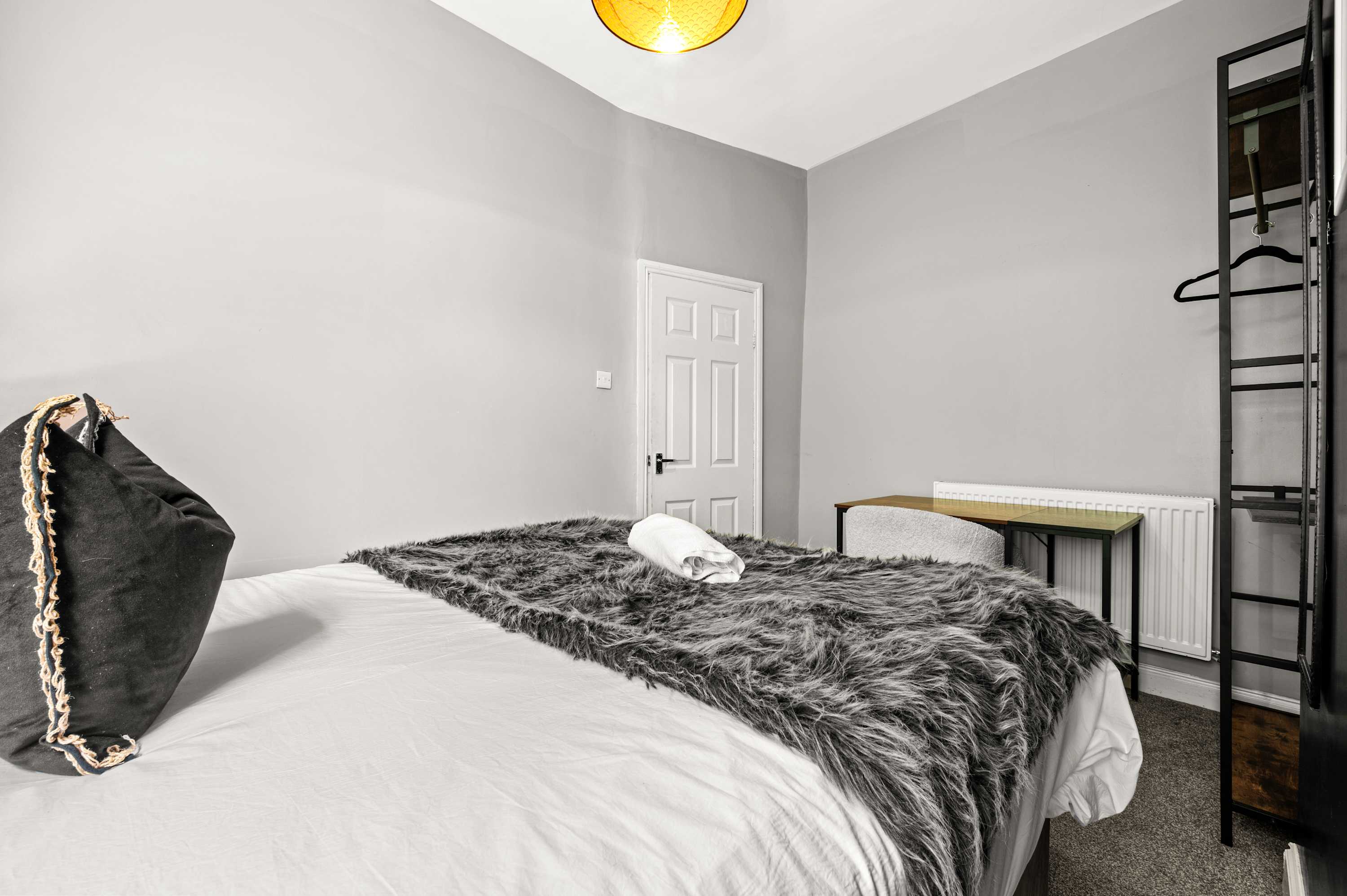 3 BR Home 3 min Close to MCR City Centre+Free Park in Eldermount Road 22 M9 8BT - Property image 34 - VivreStays