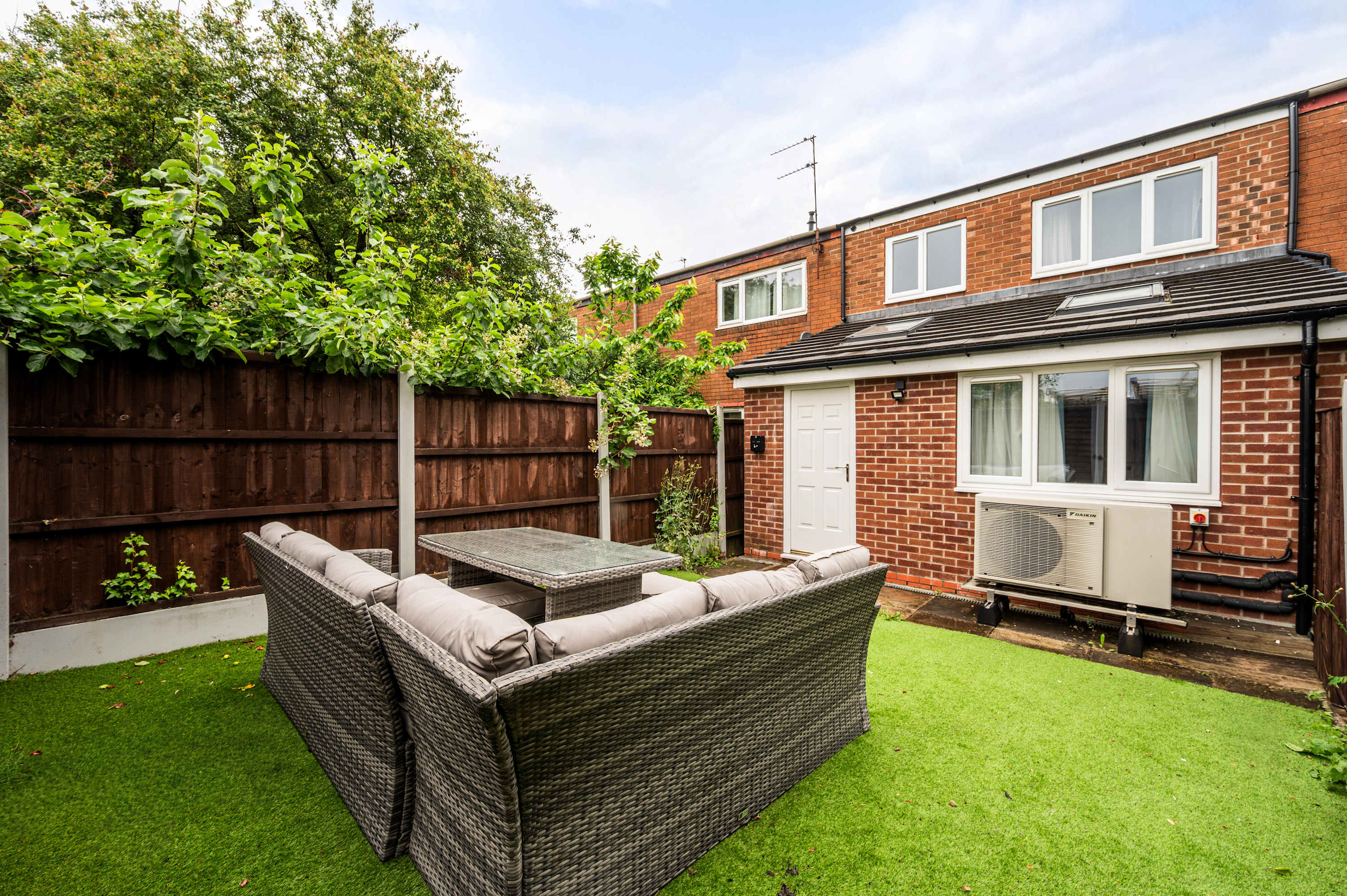 Amazonian Luxury Family Home MCR City Centre+Park in Shilford Drive 10 M4 4JG - Property image 55 - VivreStays