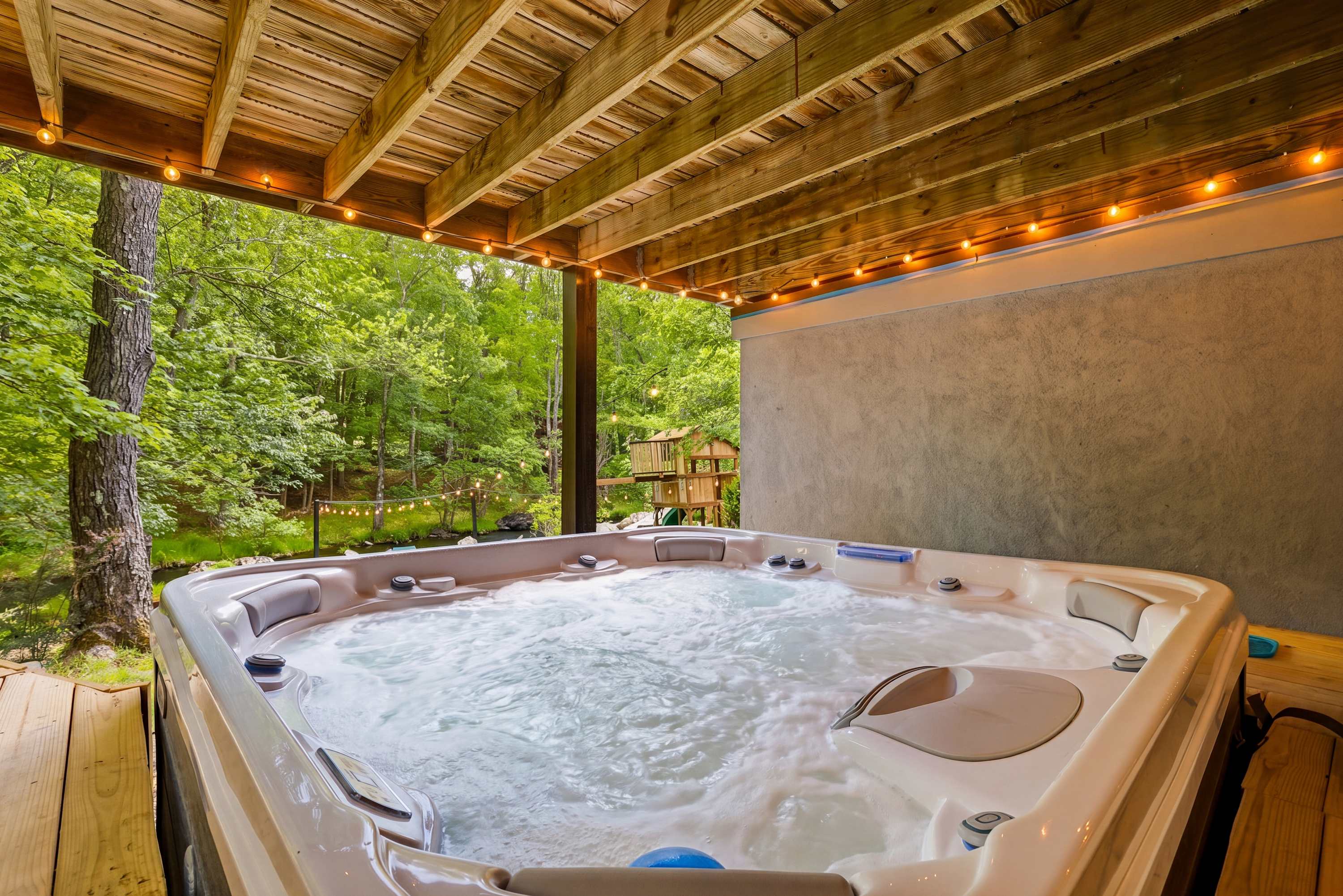 Lazy Bear Lodge (Poconos)