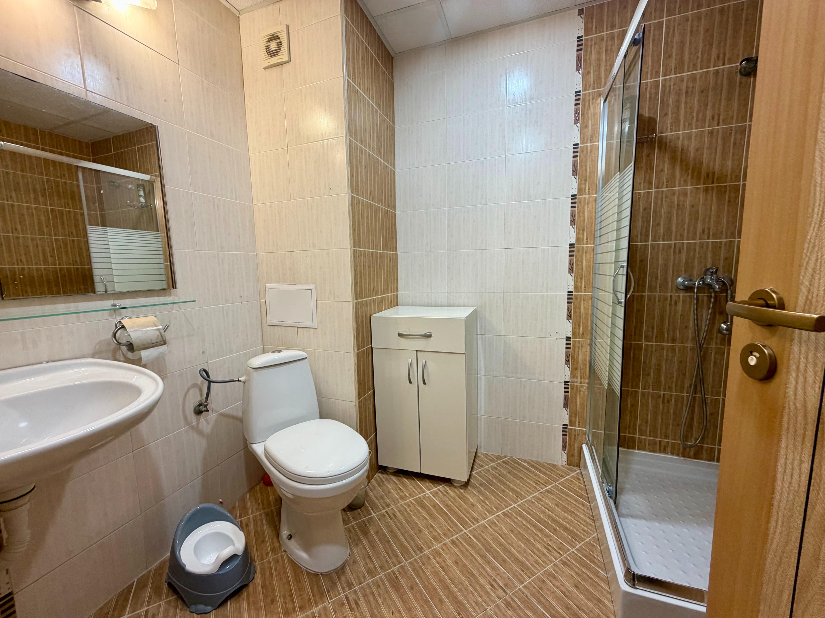 Property thumbnail 5