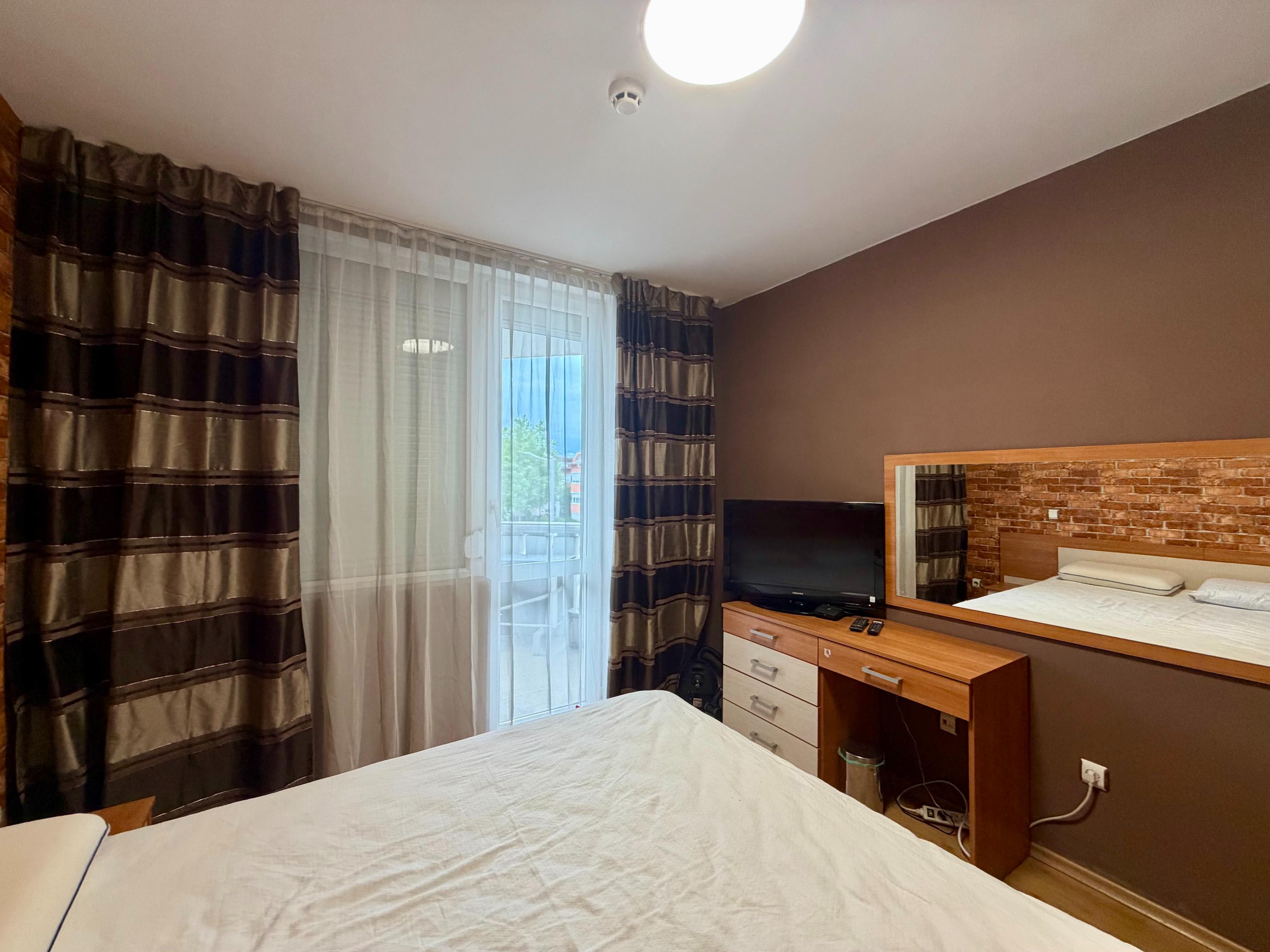 Property thumbnail 9
