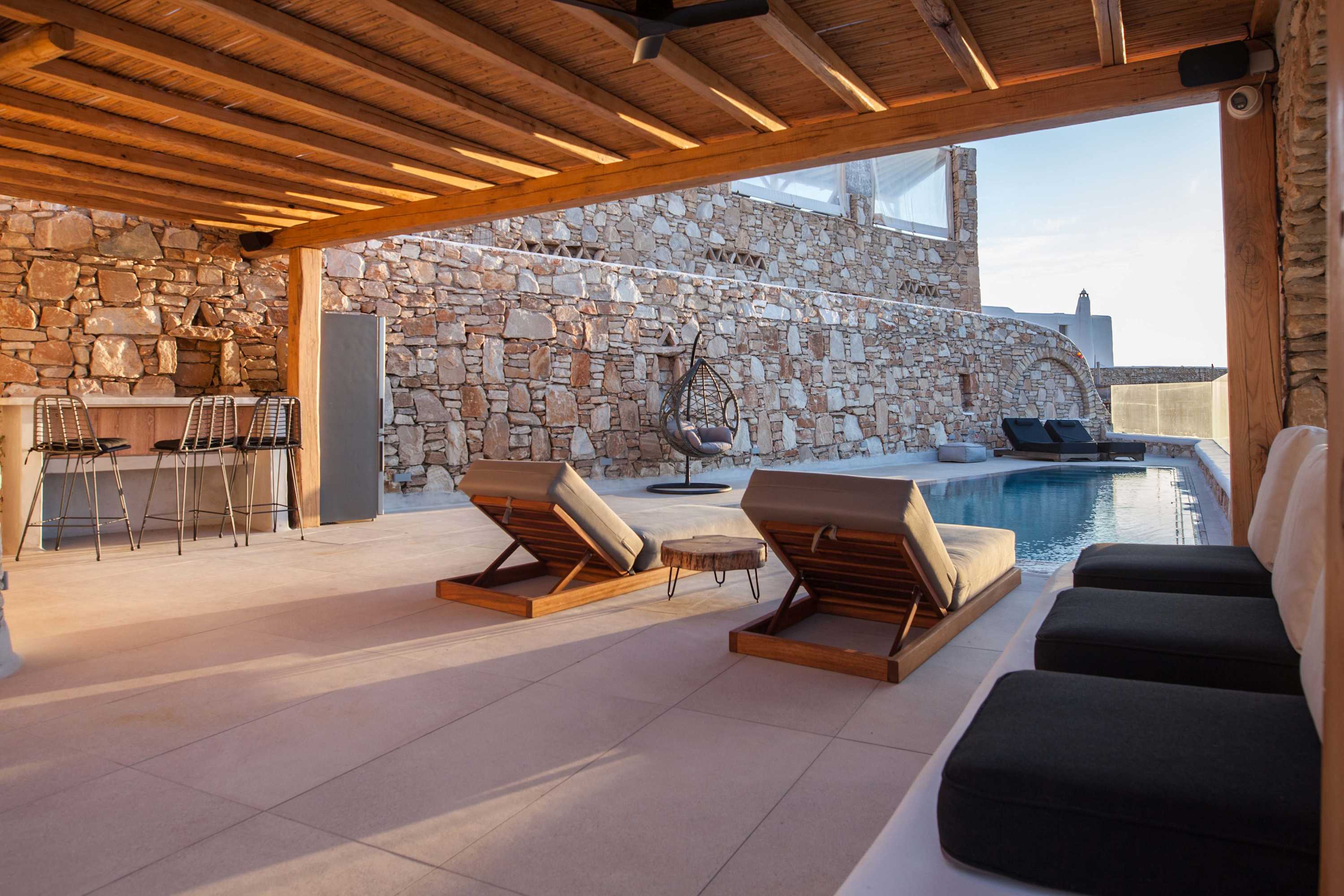 Ultimate Mykonian Retreat w/ Pool Jacuzzi and View in Mykonos — photo 2