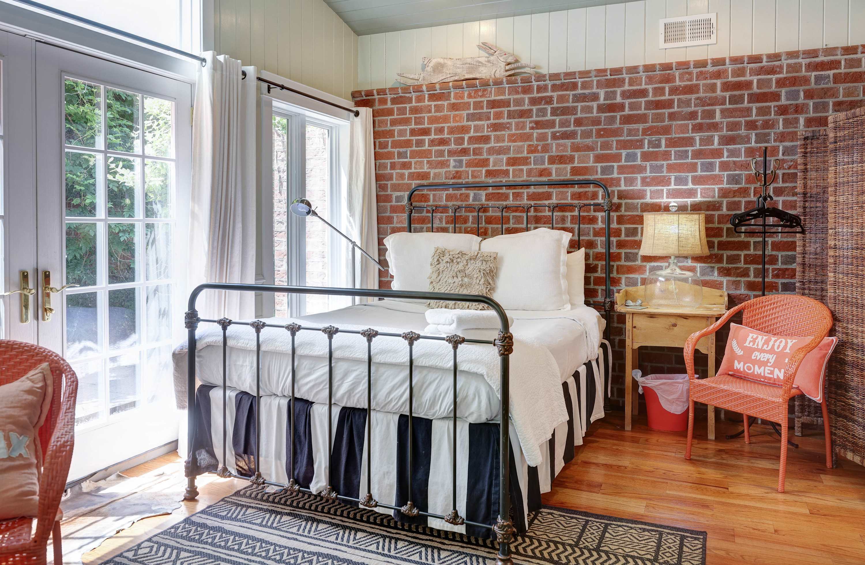 Cabell Cottage - vacation rental in Charlottesville — photo 14 of 42