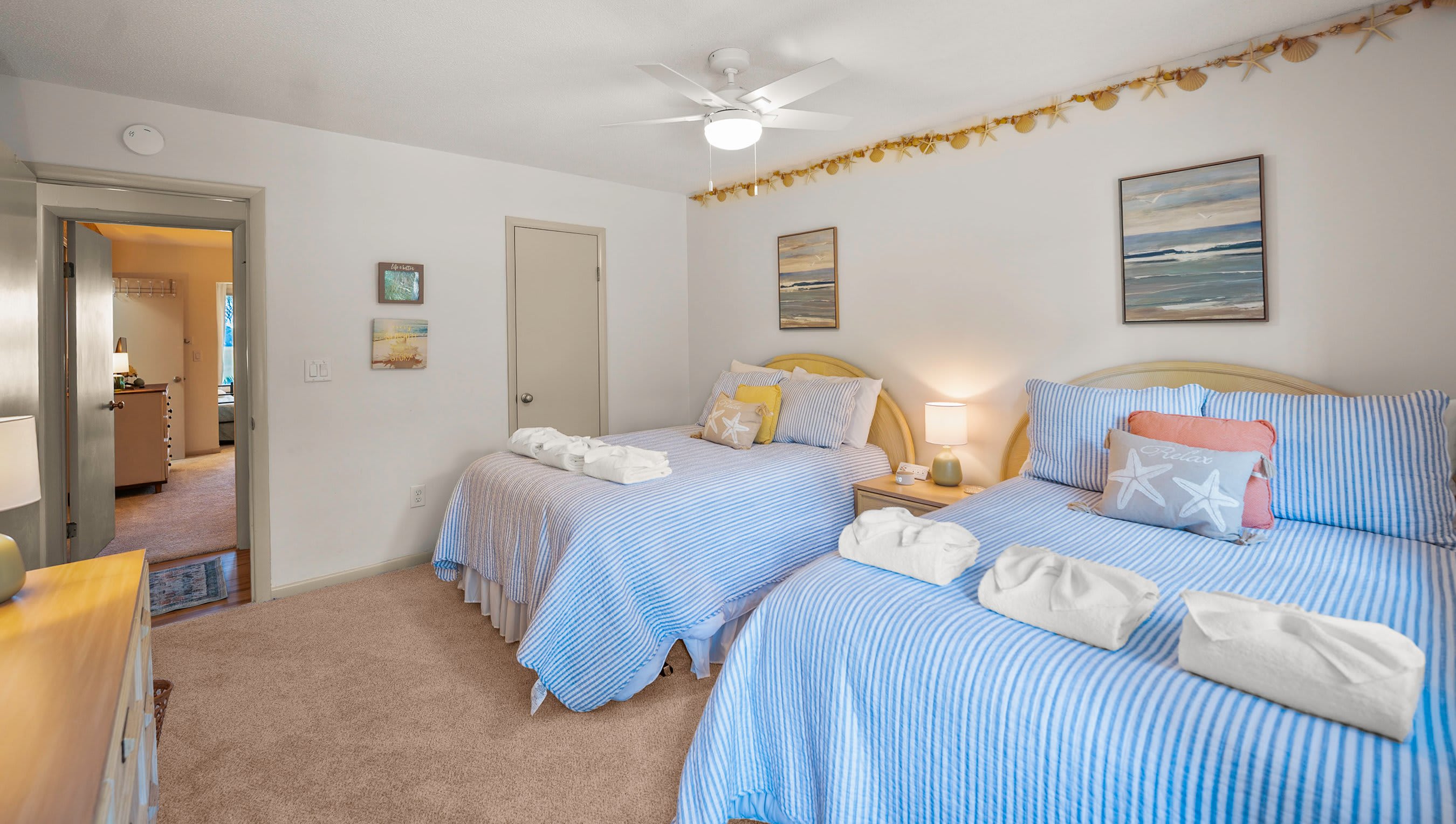 864 Sabal Court Beautiful Marsh Views | Photo 18