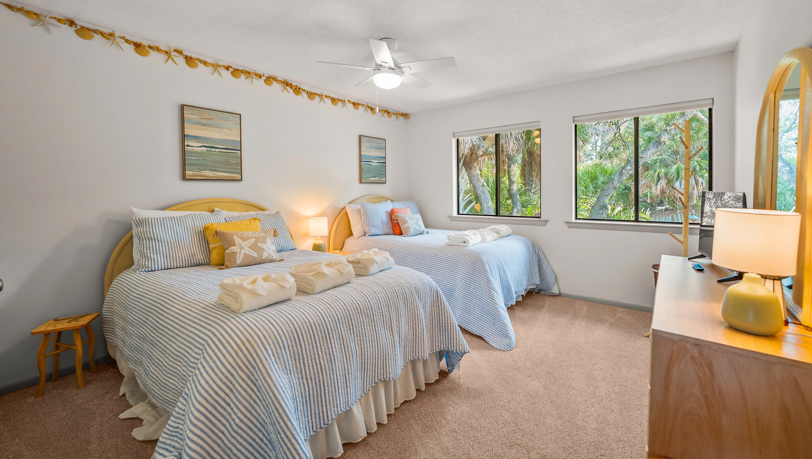 864 Sabal Court Beautiful Marsh Views | Photo 17