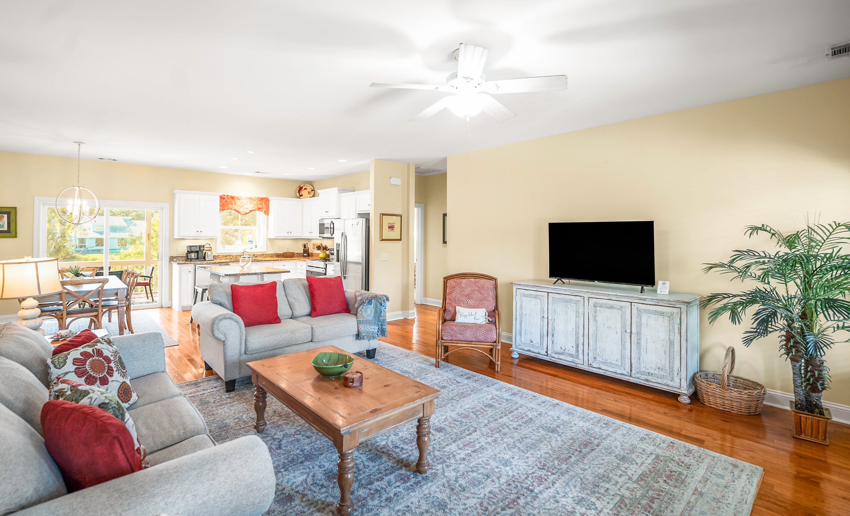 271 Deer Lake Drive | Photo 2