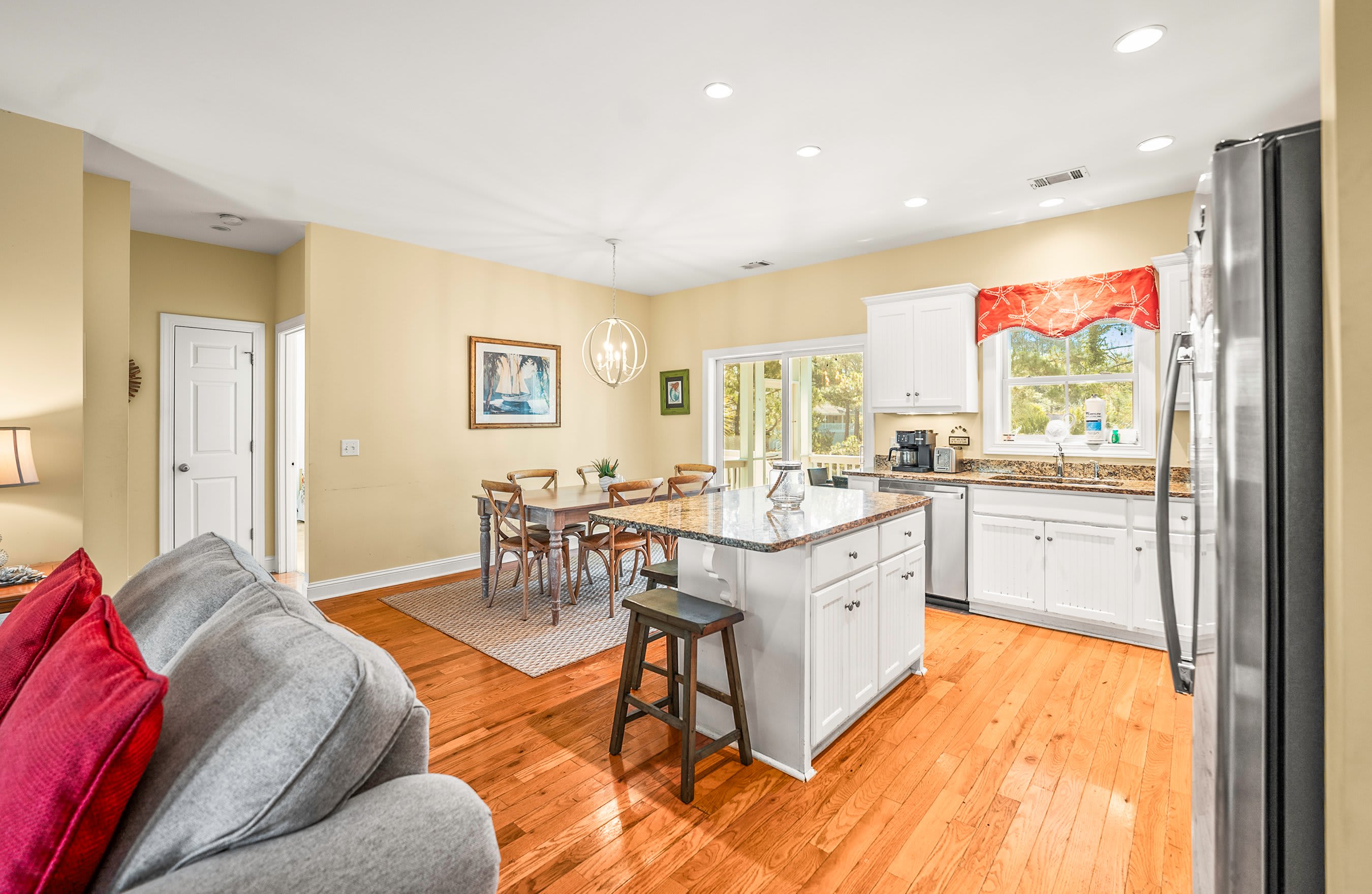 271 Deer Lake Drive | Photo 8