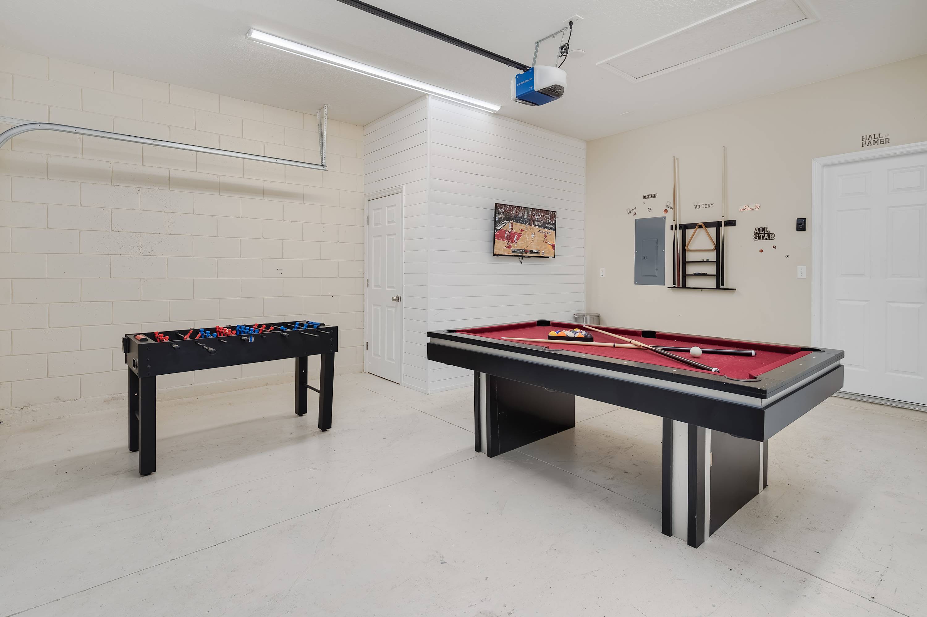 Disney home w/ pool & Game Room