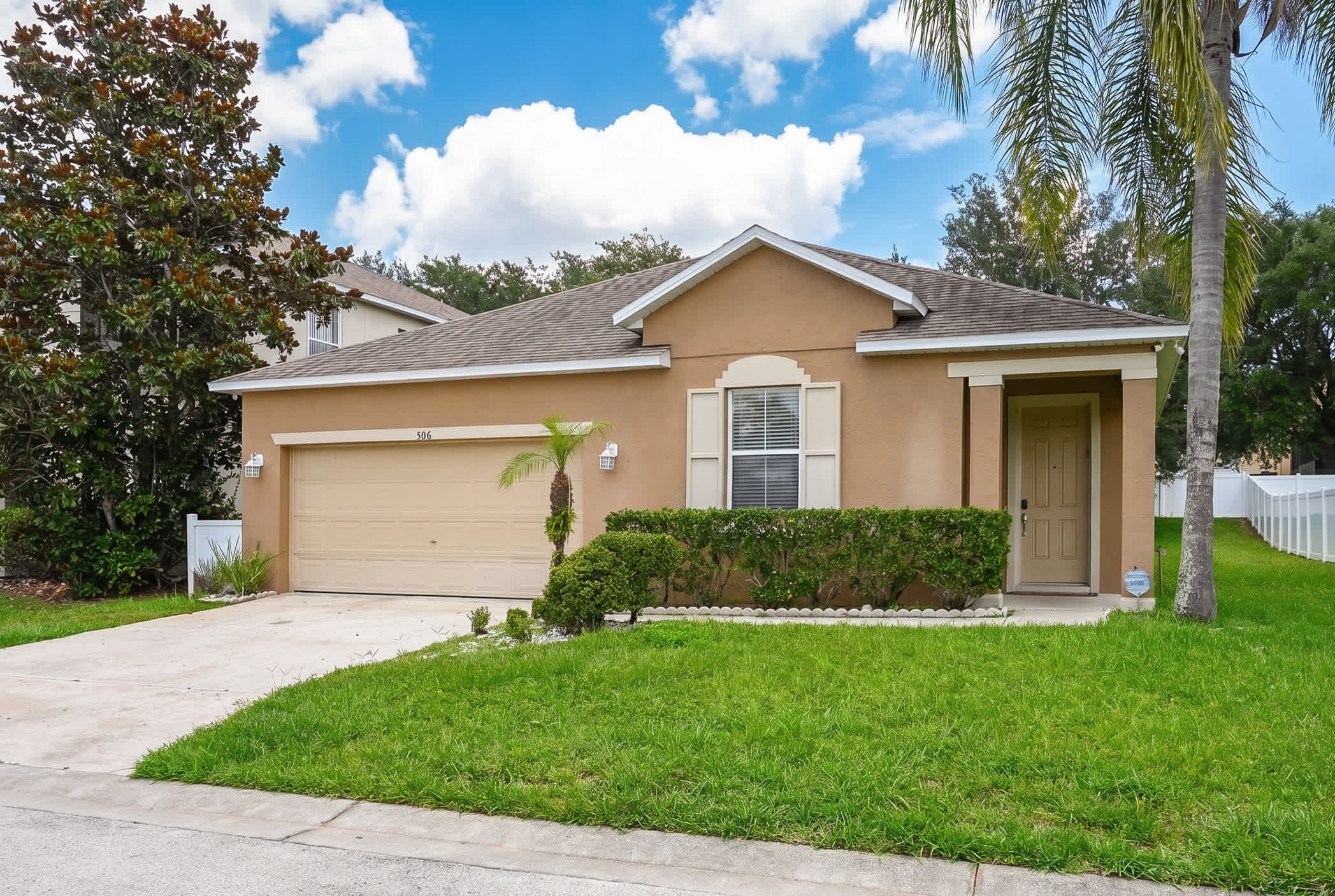 Disney home w/ pool & Game Room