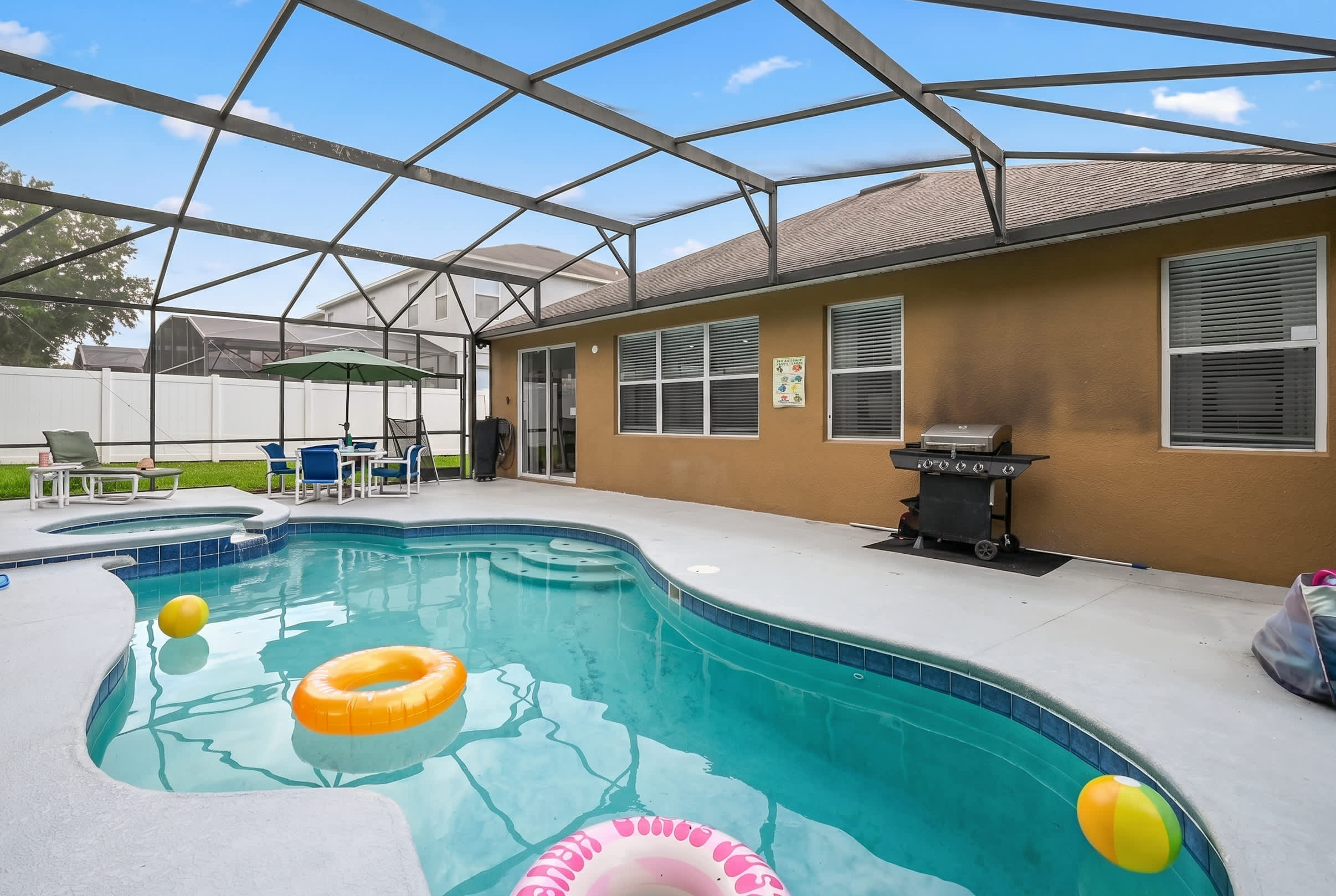 Disney home w/ pool & Game Room
