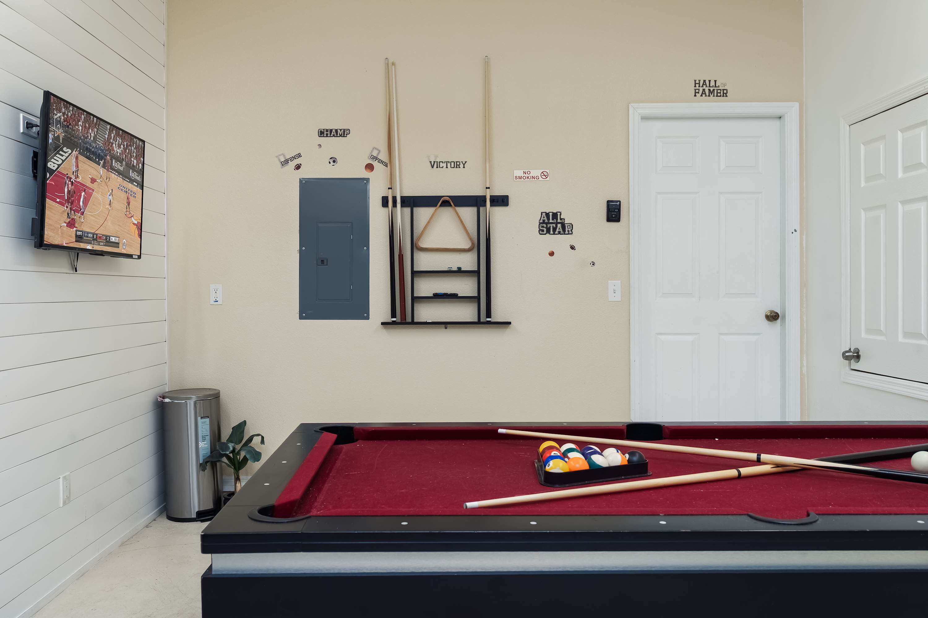 Disney home w/ pool & Game Room