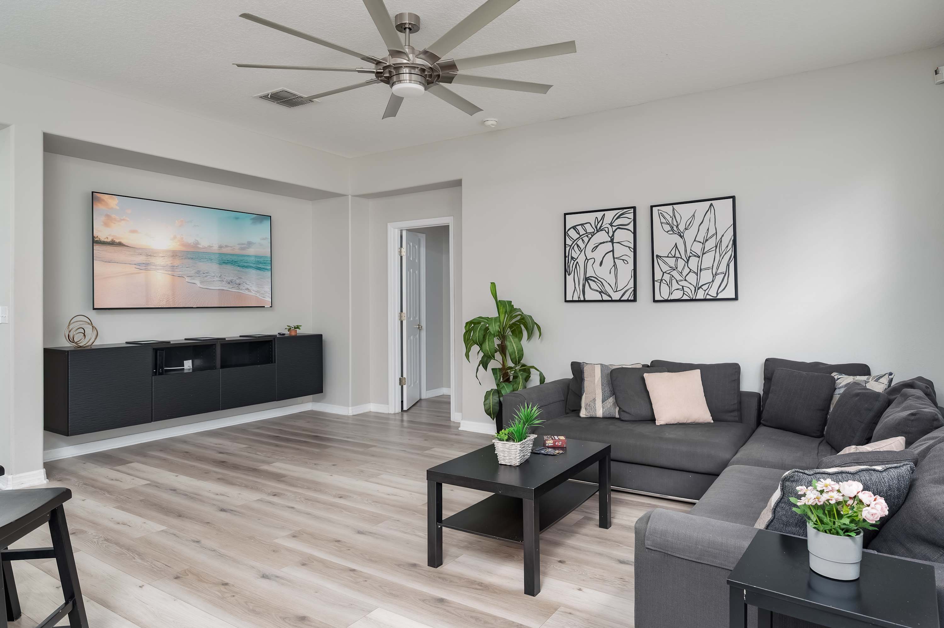 Disney home w/ pool & Game Room