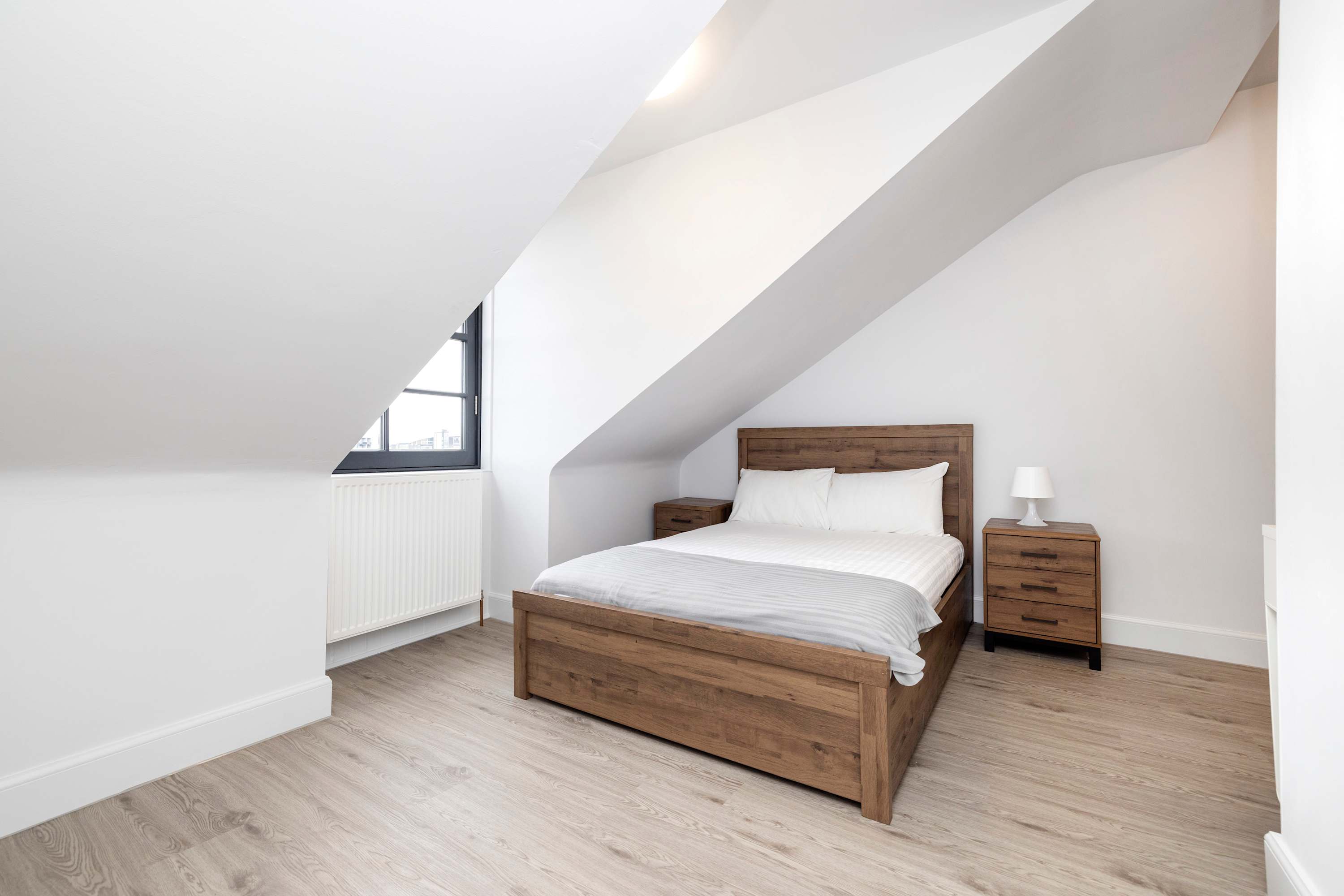 View Spacious City-Centre Home with Garden Access in Gillespie Crescent 40 EH10 4HX Spacious City-Centre Home with Garden Access in Gillespie Crescent 40 EH10 4HX - Property image 37 - VivreStays