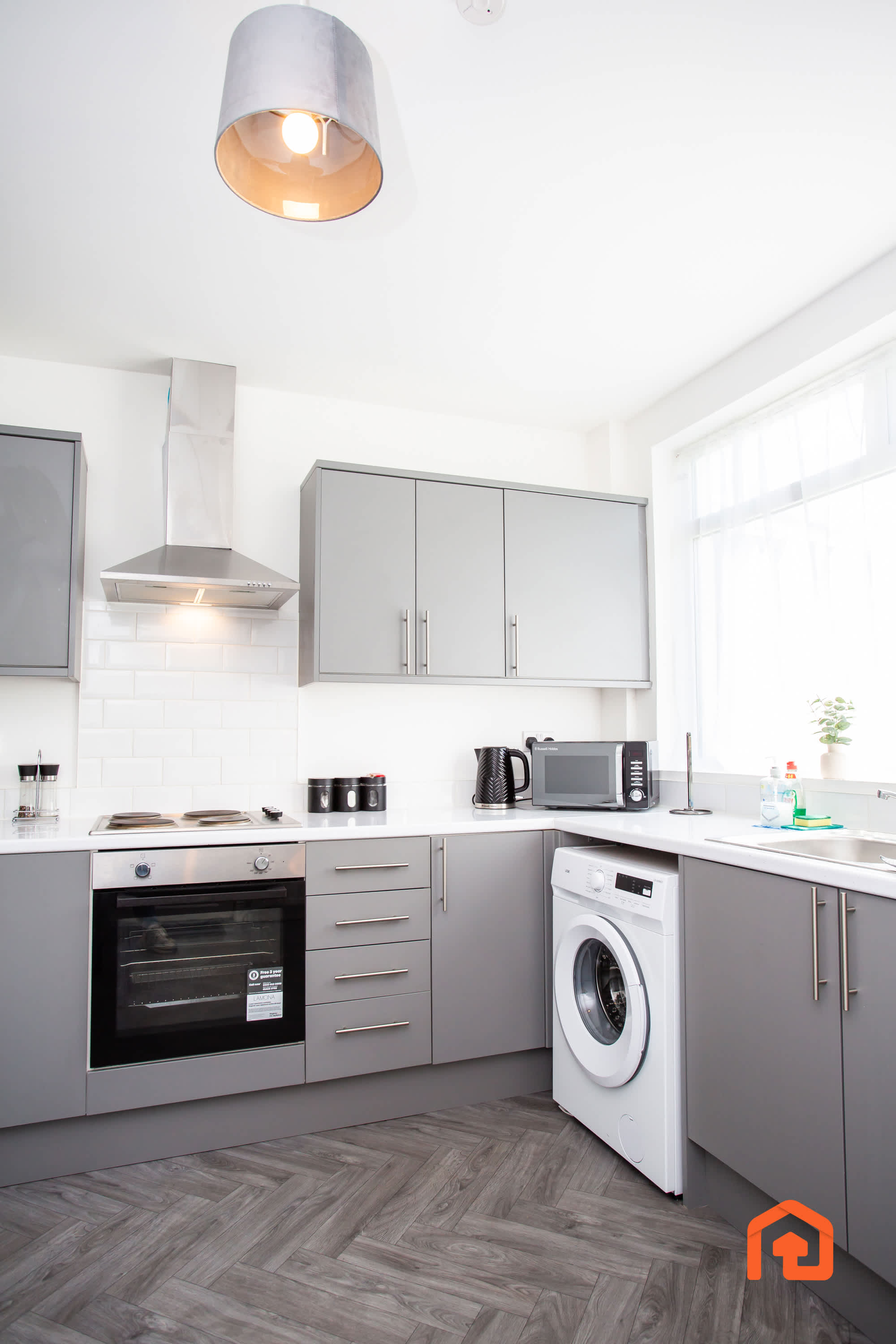 Vacant Nests  Spacious 3BR house Free parking in Pringle Place 46 DH7 7JD - Property image 16 - VivreStays